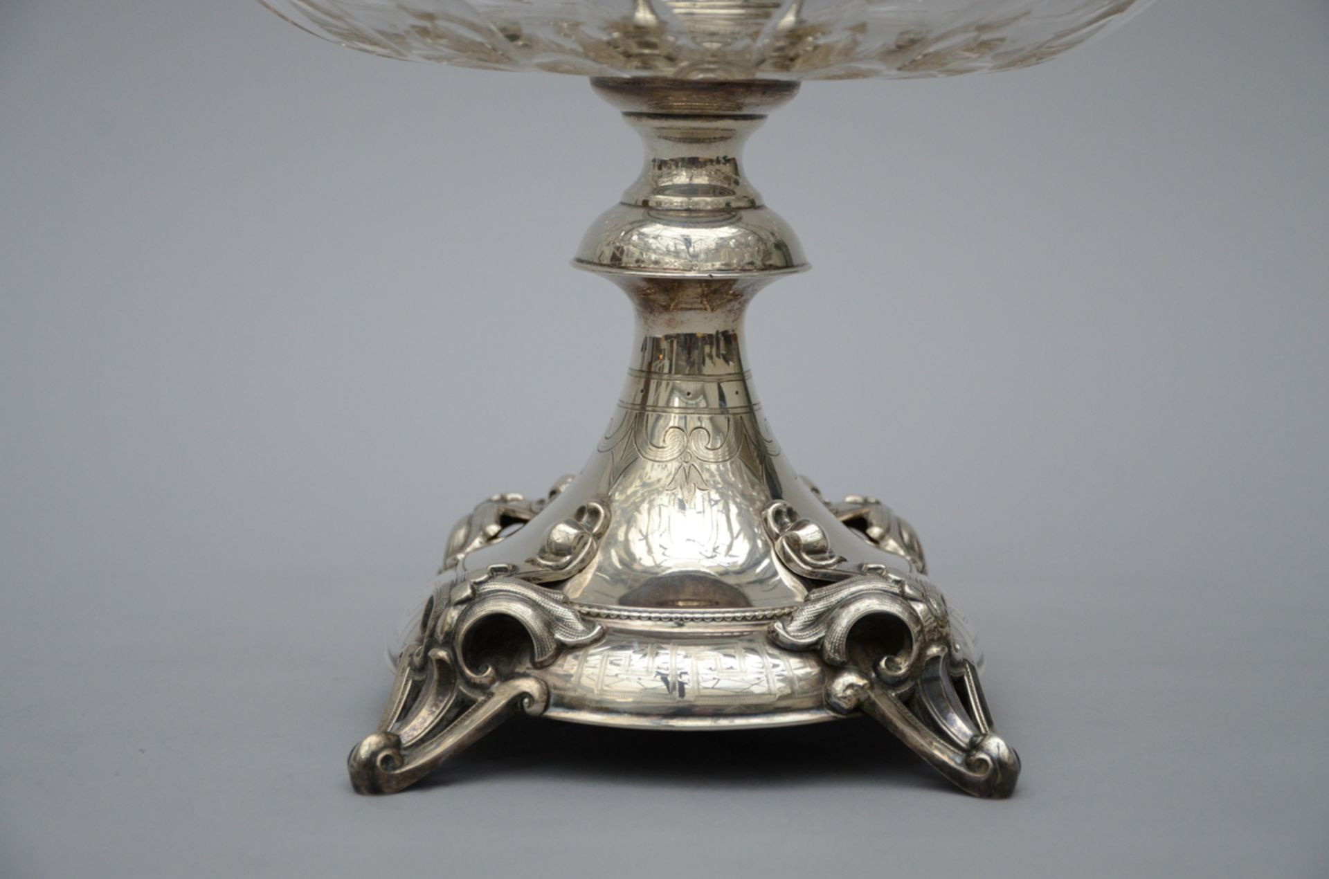 Flower vase in silver and crystal, Louis-Philippe (46x40cm) (*) - Image 2 of 6