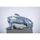 Toad-shaped tureen in Chinese blue and white porcelain (13x26cm)