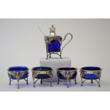 4 salt shakers and mustard pot in silver, Empire (6x7cm and 12cm) (*)