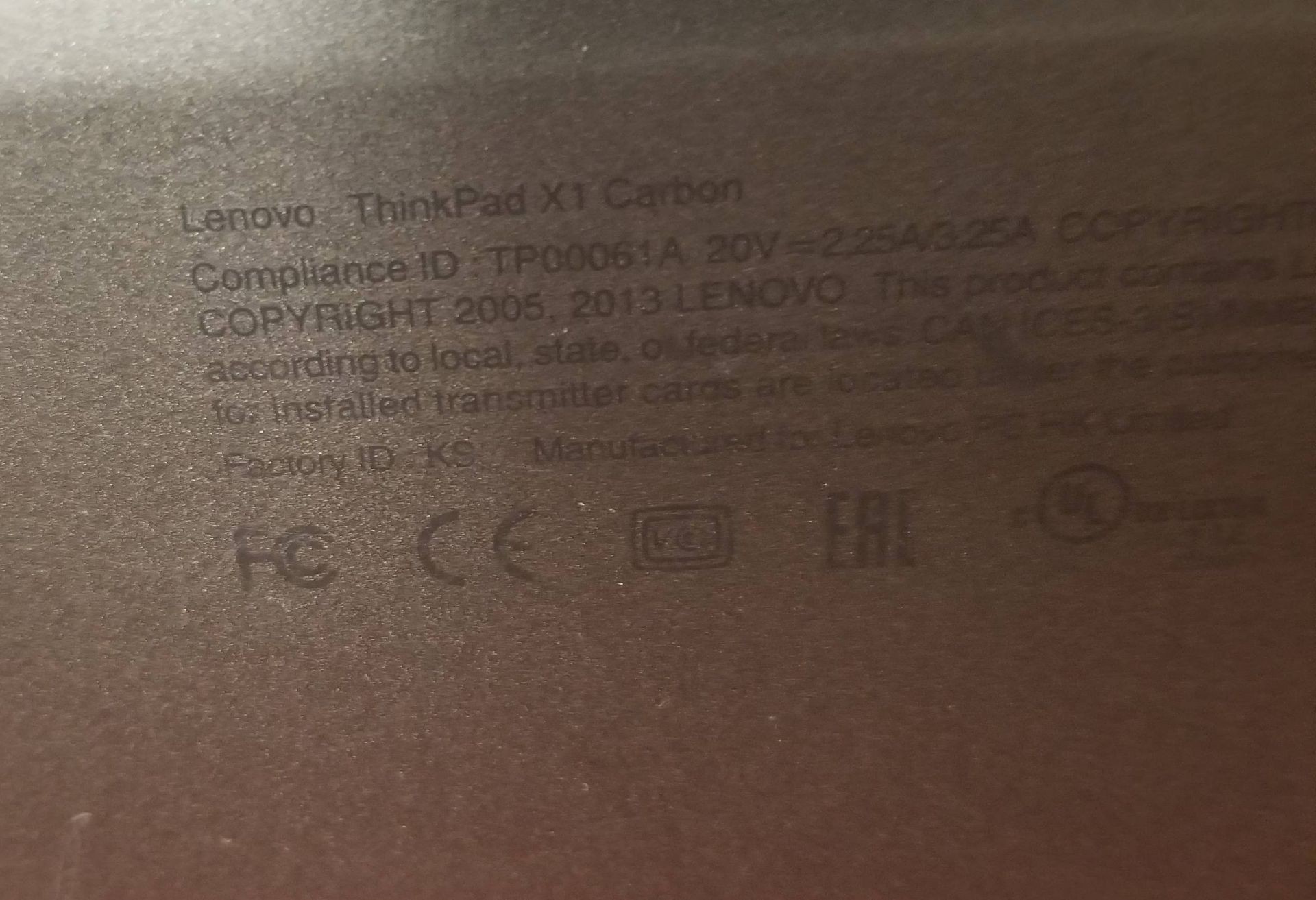 LENOVO - X1 CARBON CORE i7 - Image 5 of 5