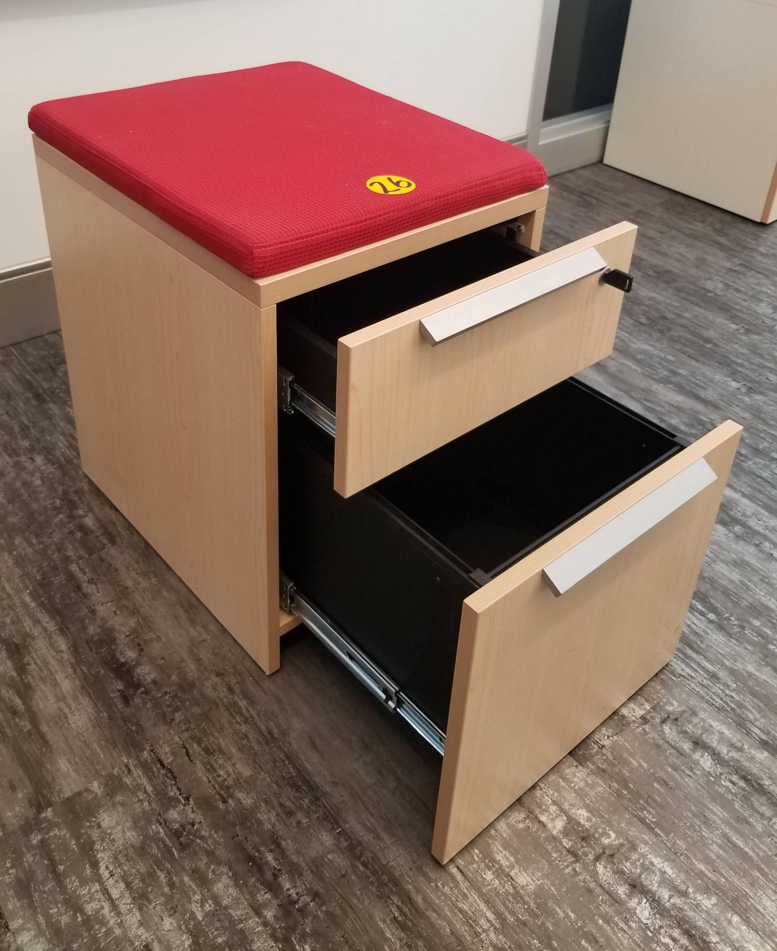 TEKNION - MOBILE FILE/STORAGE PEDESTAL W/ SEAT