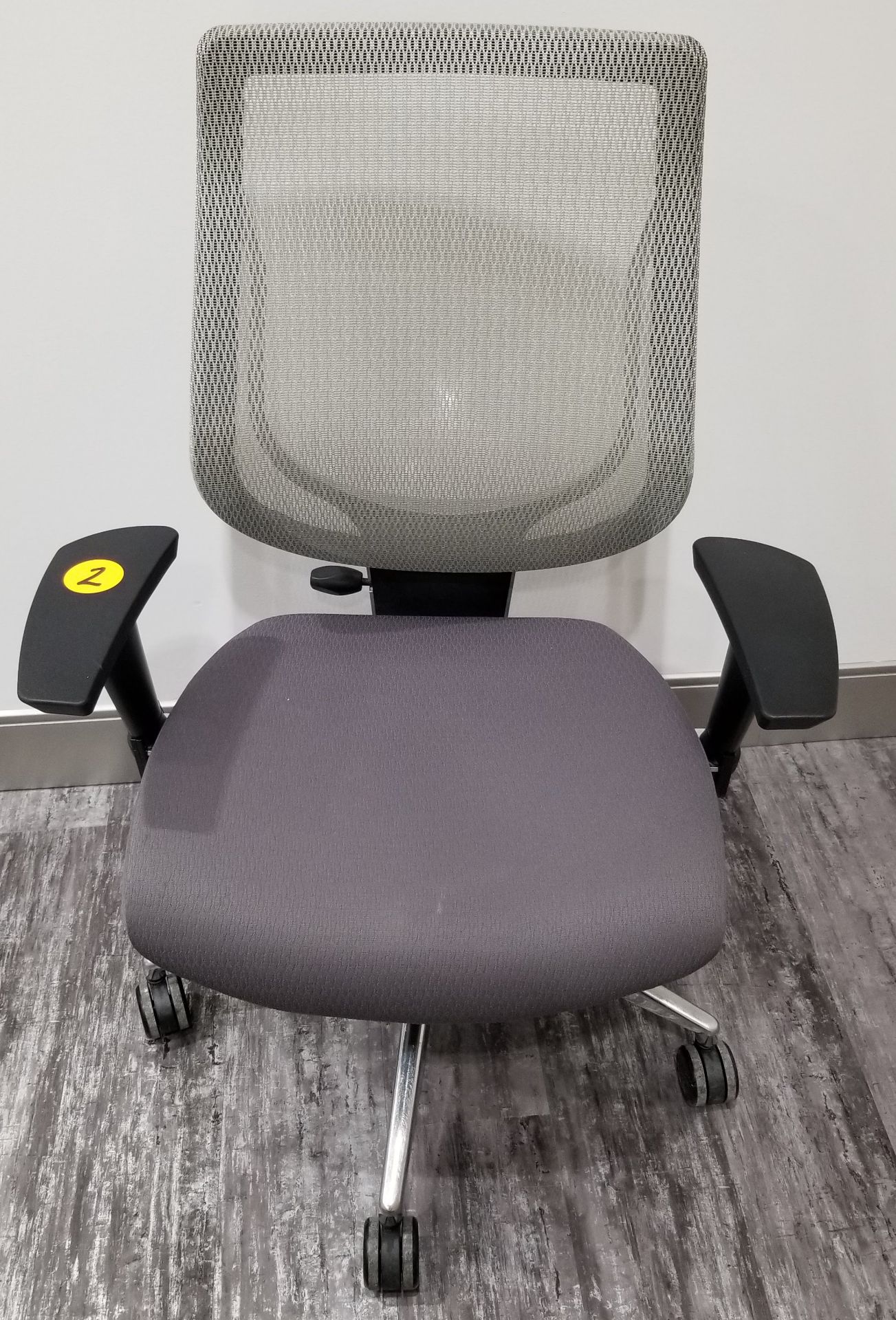 ALLSEATING - EXEC. CHAIR ON CASTERS, GREY W/ MESH BACK, ADJUSTABLE HEIGHT, ADJUSTABLE ARMS