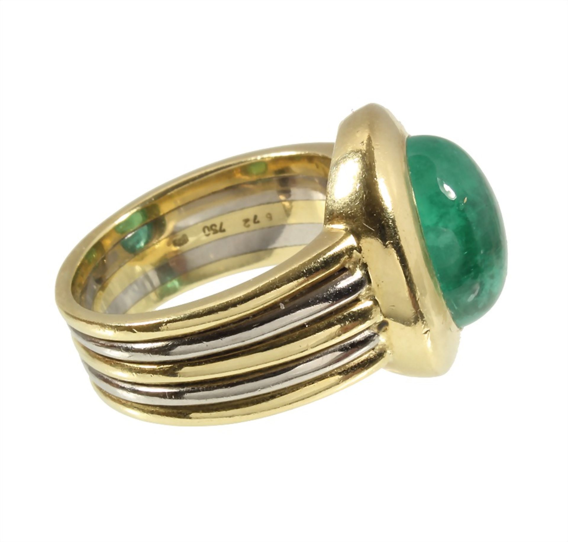 ring, yellow gold/white gold 750/000, emerald cabochon c. 5.72 ct (engraved), transparent, ... - Image 2 of 2