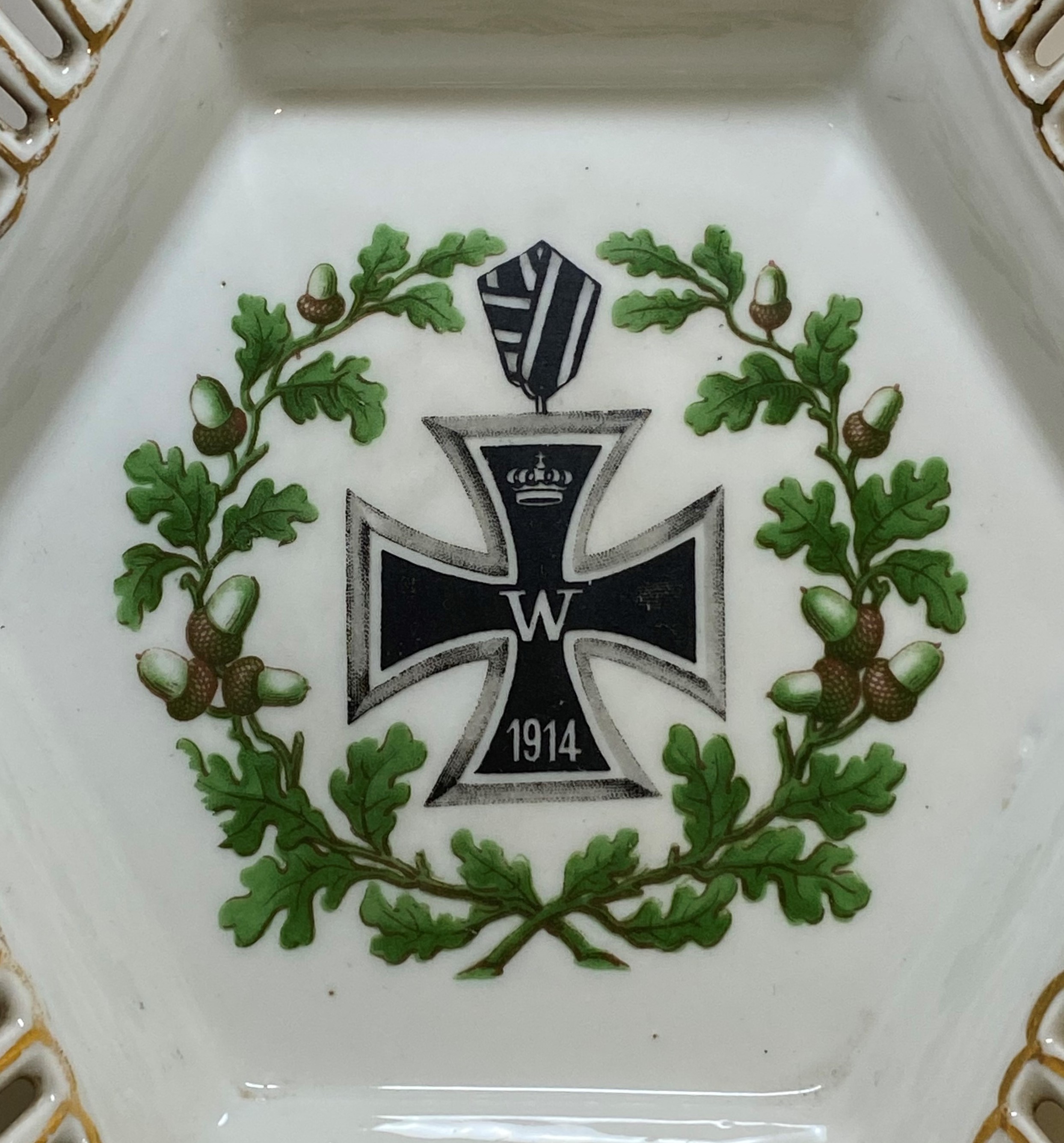 A World War I German porcelain sweet bowl with Iron Cross. 16.5 cm (W) x 20 cm (L) x 4 cm (H). - Image 2 of 2