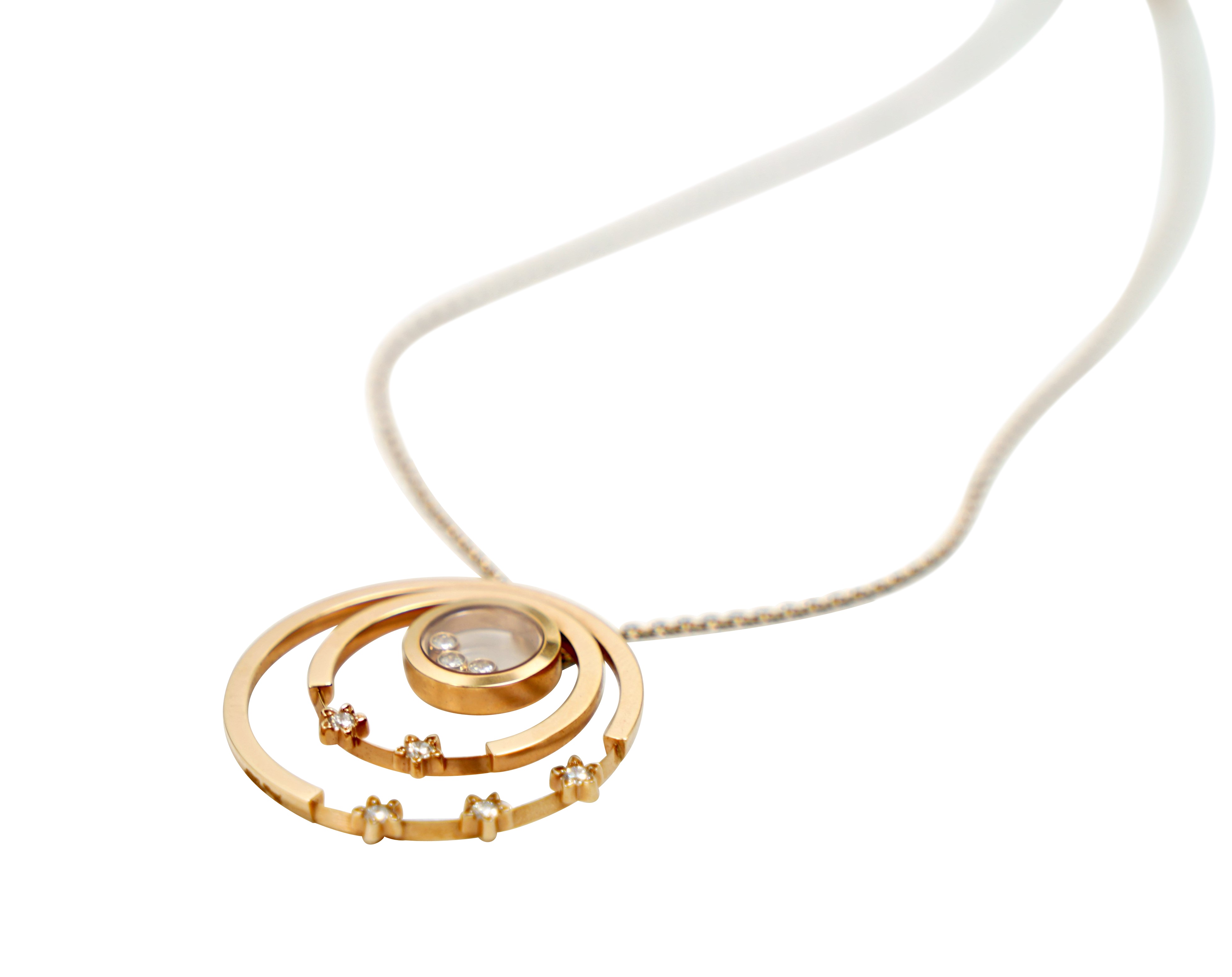 A Lady's Chopard 18K Rose Gold , Happy Diamonds pendant. 5 Diamonds = 0.24 CT FC 3 Diamonds = 0.17 - Image 2 of 2