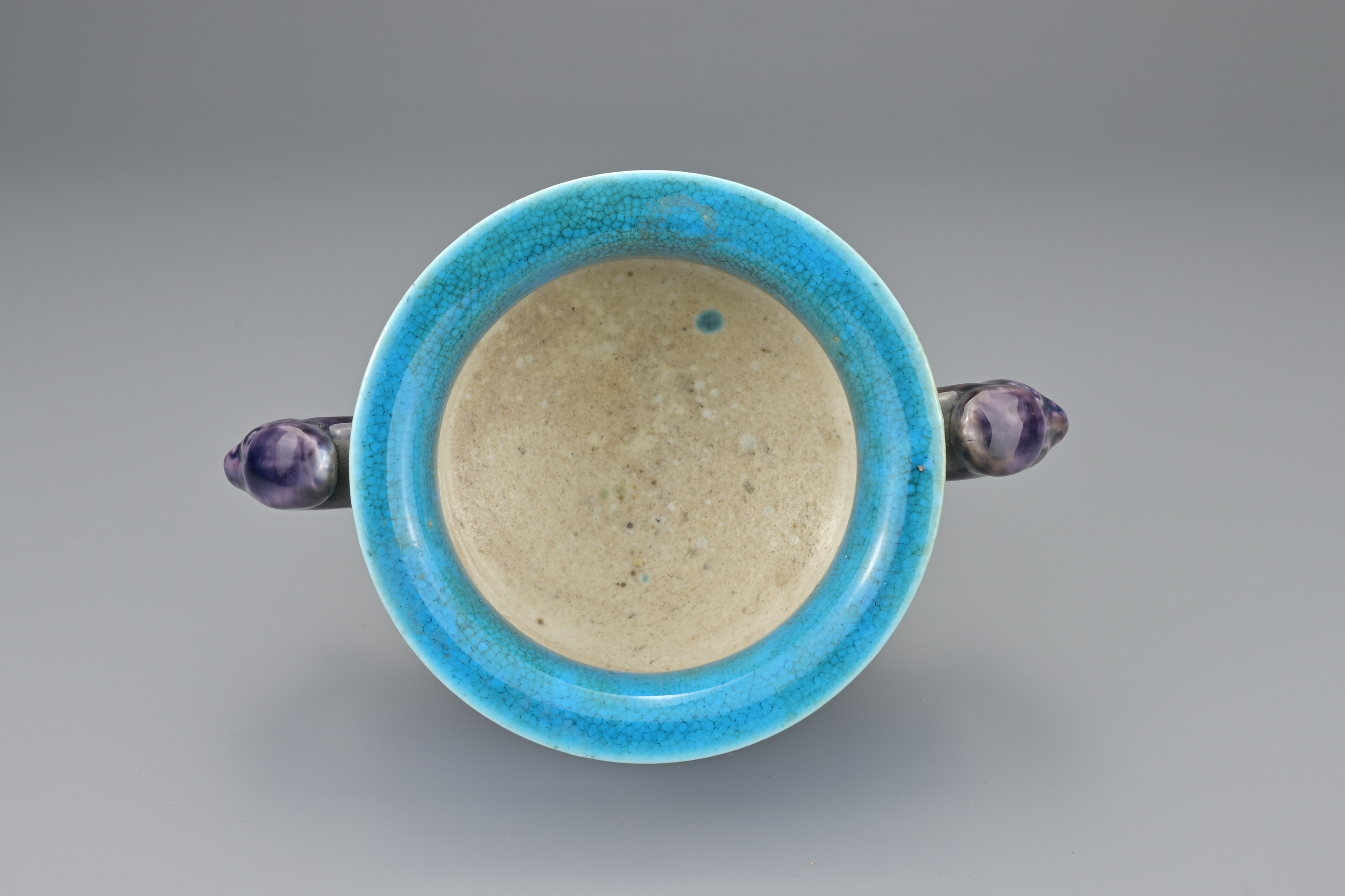 CHINESE TURQUOISE AND AUBERGINE GLAZED PORCELAIN CENSER, KANGXI PERIOD, 17/18th CENTURY - Image 8 of 9