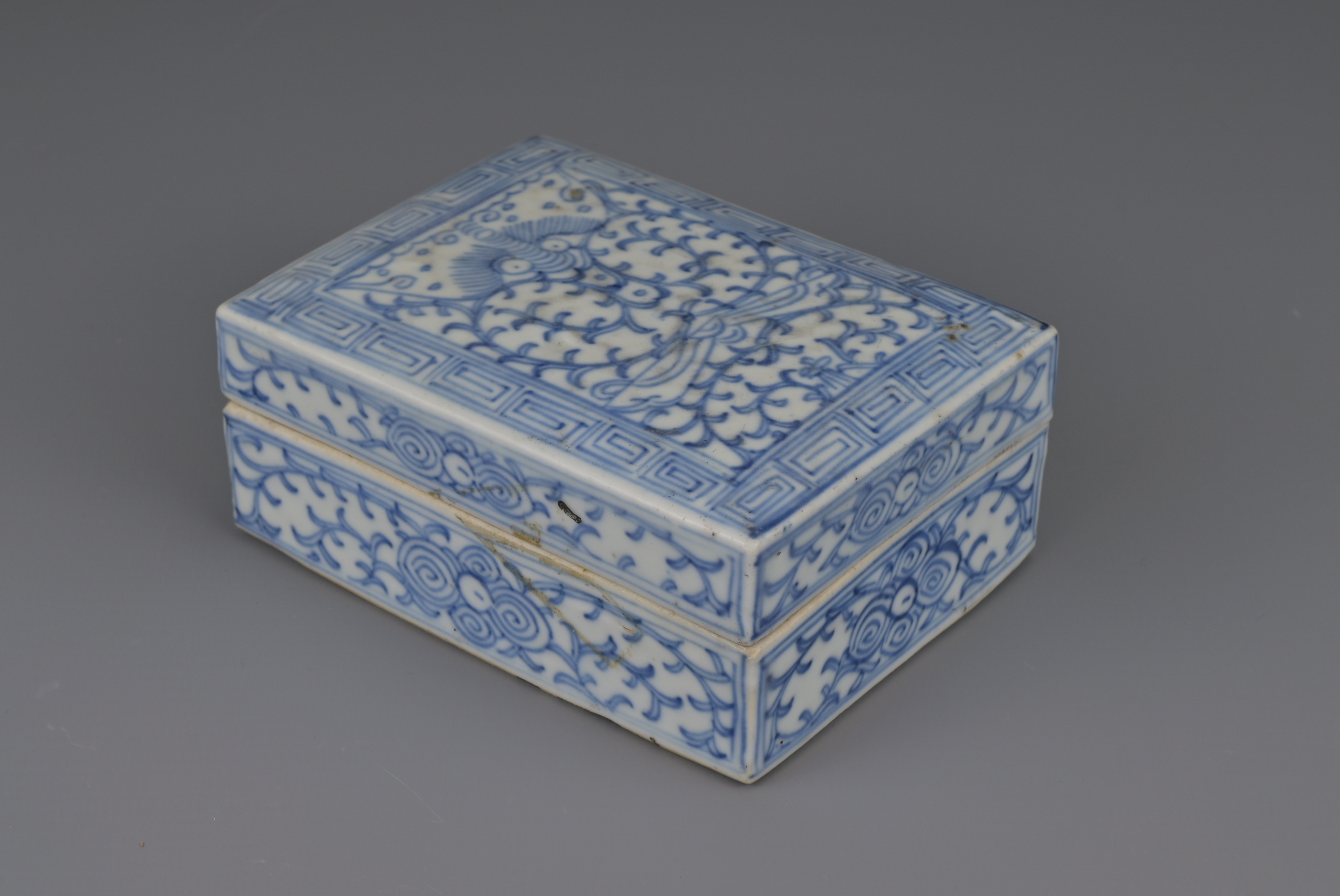 CHINESE BLUE AND WHITE PORCELAIN INK BOX AND COVER, JIAQING PERIOD, EARLY 19th CENTURY - Image 3 of 7