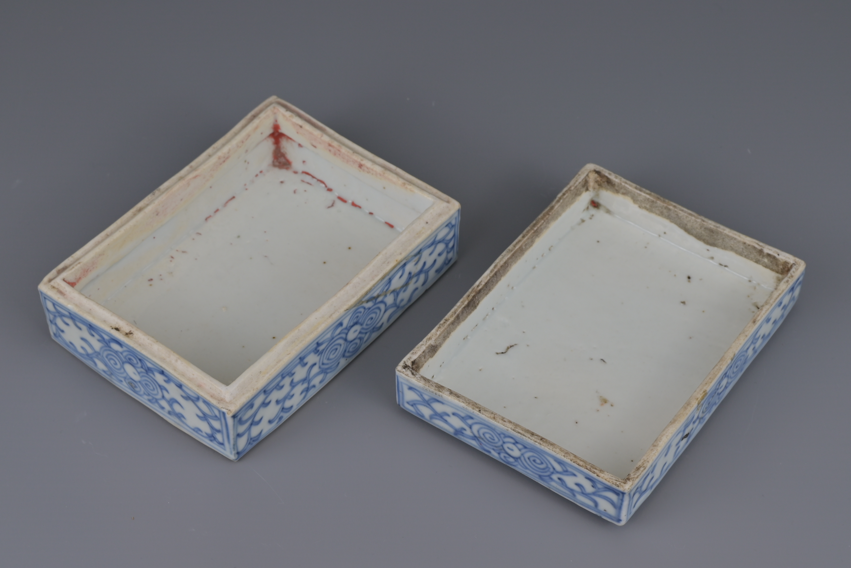 CHINESE BLUE AND WHITE PORCELAIN INK BOX AND COVER, JIAQING PERIOD, EARLY 19th CENTURY - Image 4 of 7