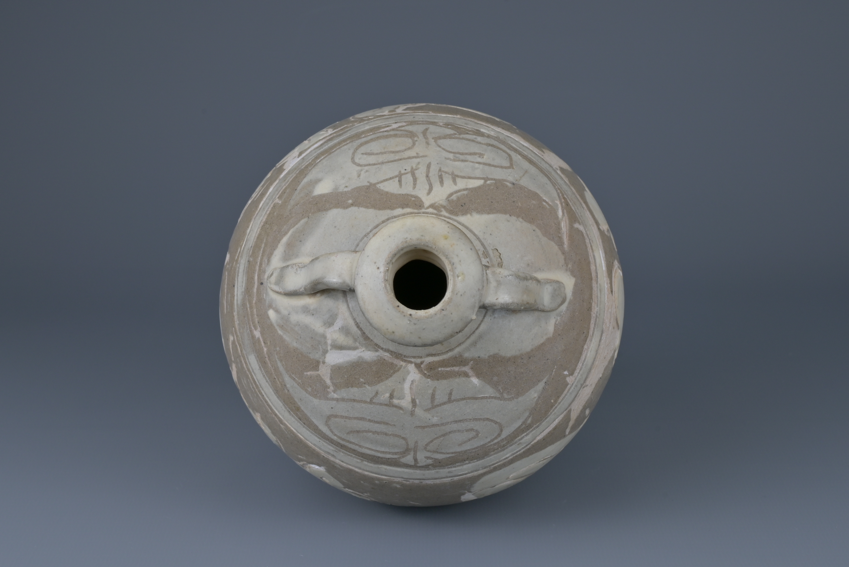 CHINESE CIZHOU SGARFFITO POTTERY JAR, SHANXI PROVINCE, JIN DYNASTY - Image 8 of 8