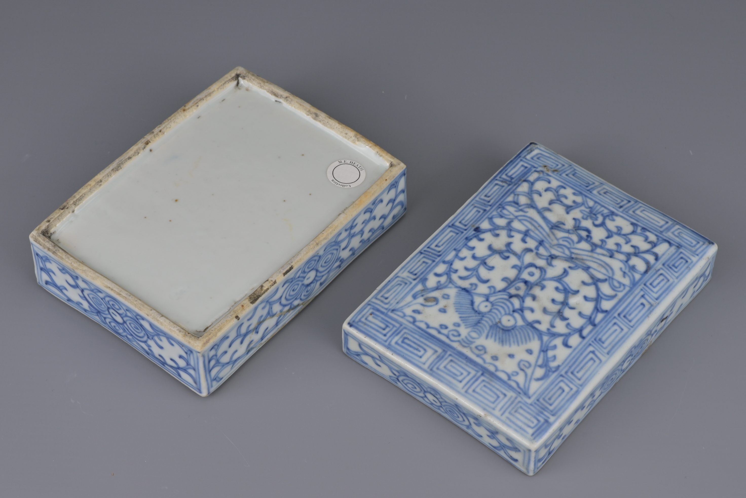 CHINESE BLUE AND WHITE PORCELAIN INK BOX AND COVER, JIAQING PERIOD, EARLY 19th CENTURY - Image 5 of 7