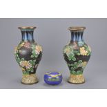 A PAIR OF CHINESE CLOISONNE VASES