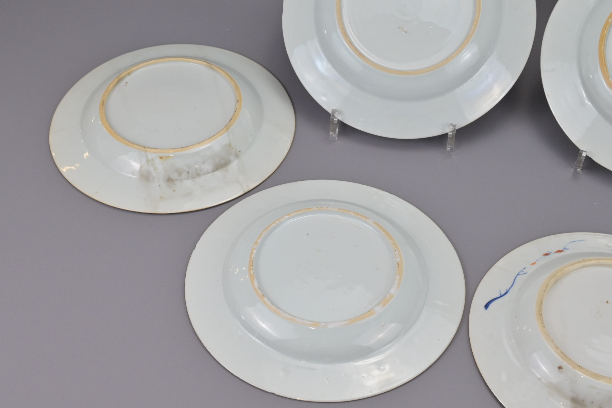 SIX CHINESE FAMILLE ROSE EXPORT PORCELAIN PLATES - Image 6 of 7
