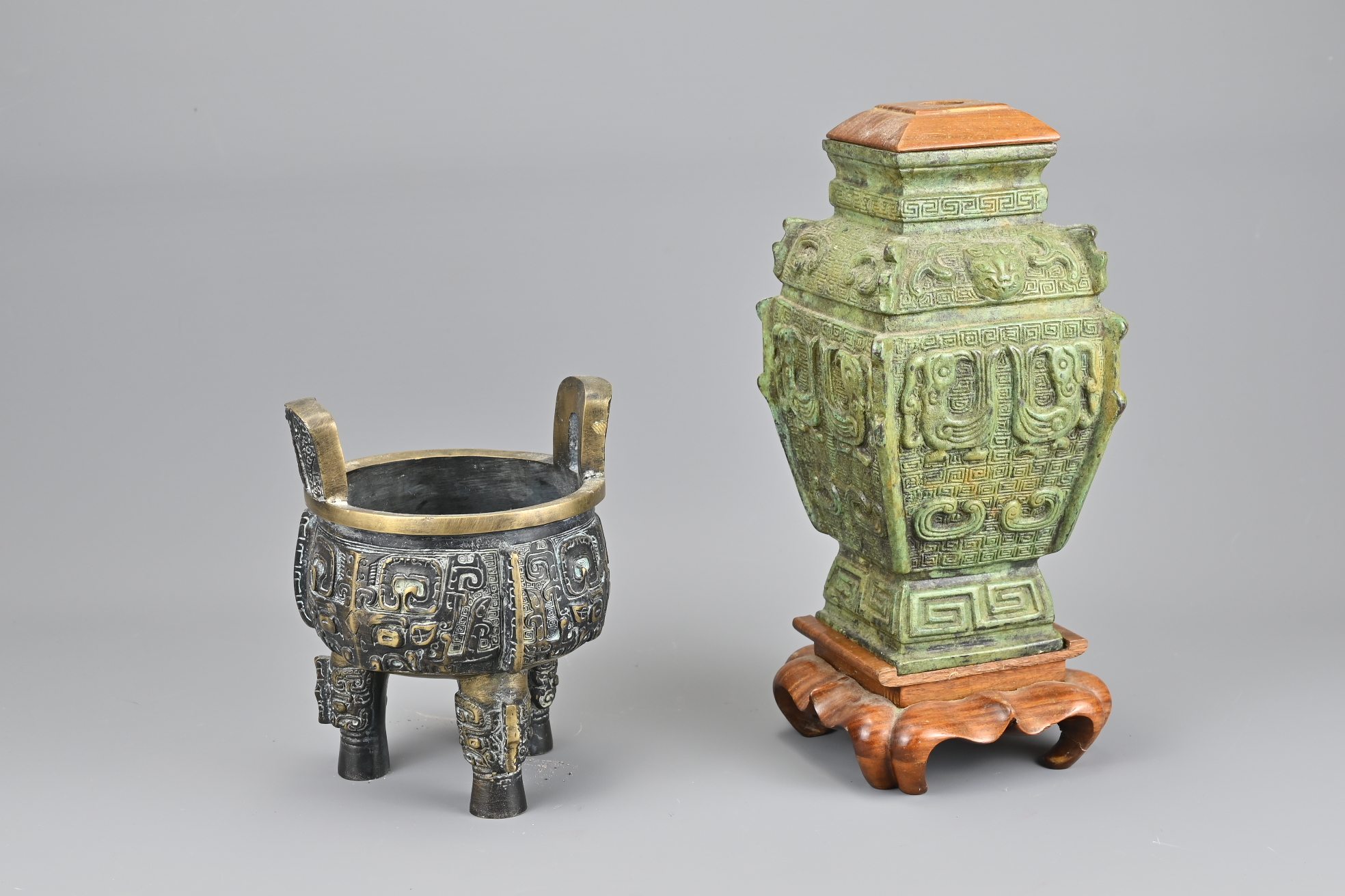 Two Vintage Chinese Bronze Items - Image 2 of 3