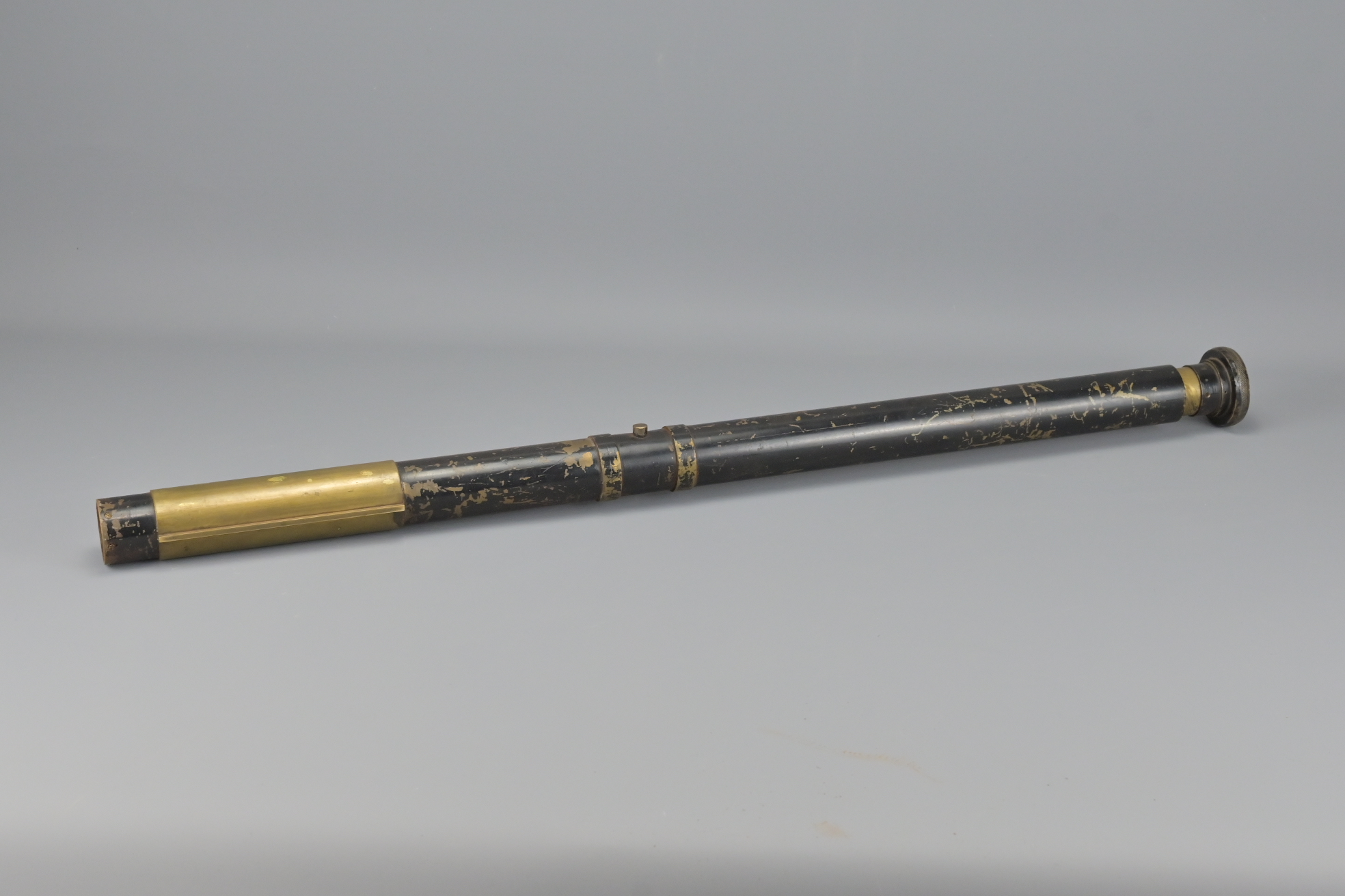 A R & J Beck English Military Telescope In Original Leather Case - Image 2 of 3