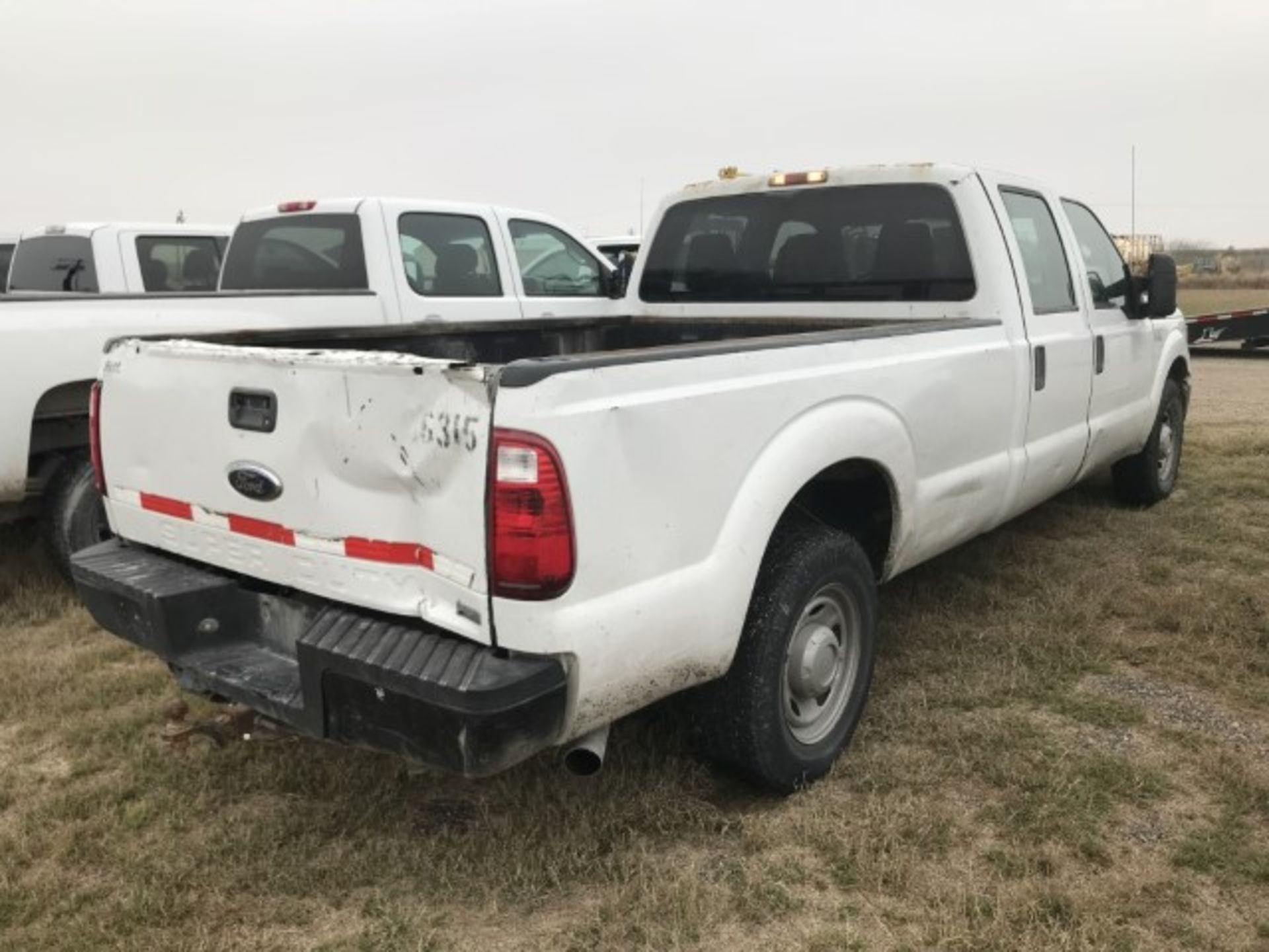 2011 Ford F-250 Xl VIN: 1FT7W2A61BEC11600 Odometer States: 145,500 Color: W - Image 3 of 6