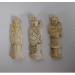 Lot with 3 Japanese figures