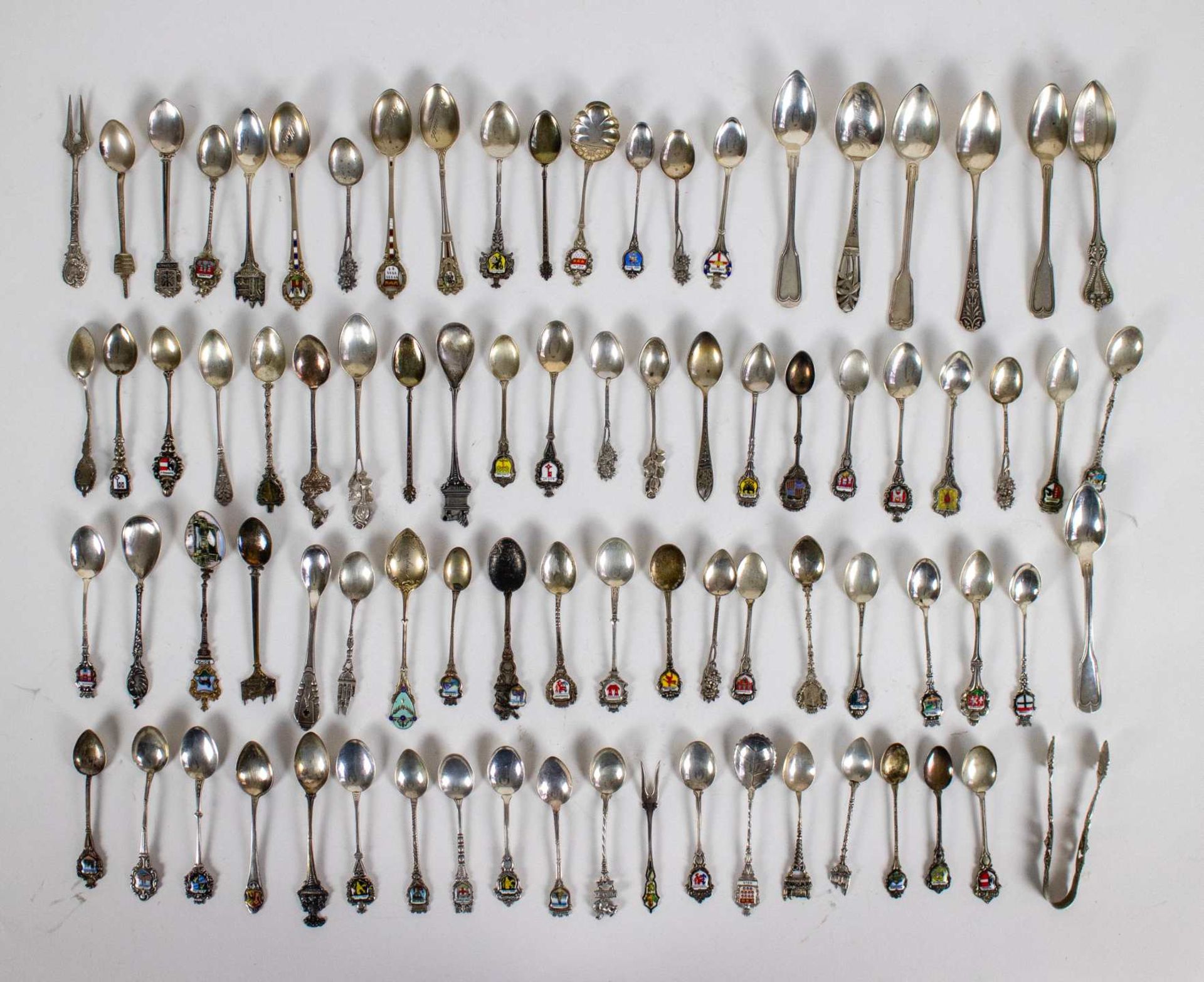 Lot with various silver spoons