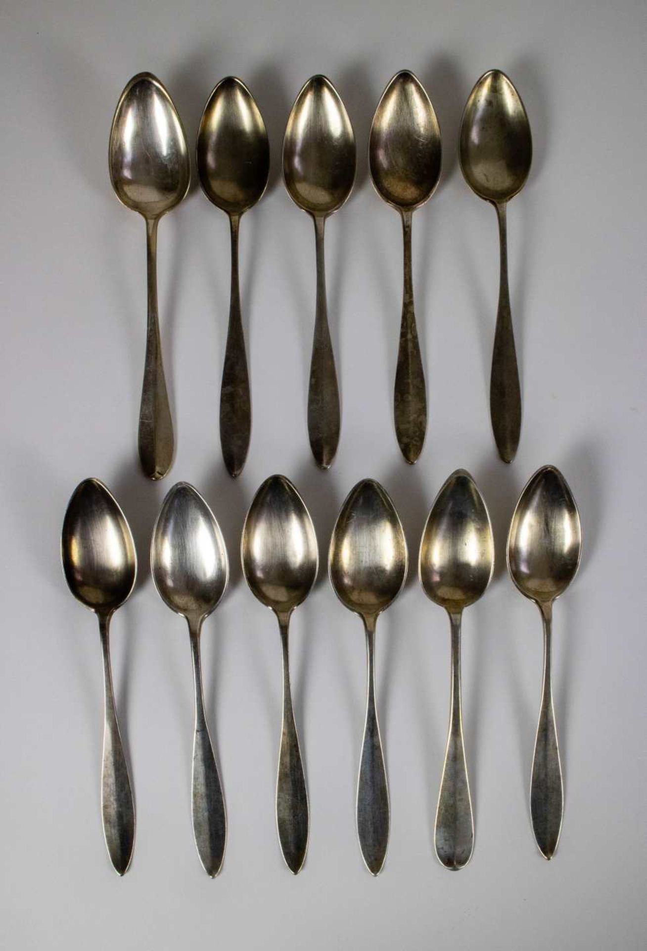 Lot with 11 silver tea spoons Brussels