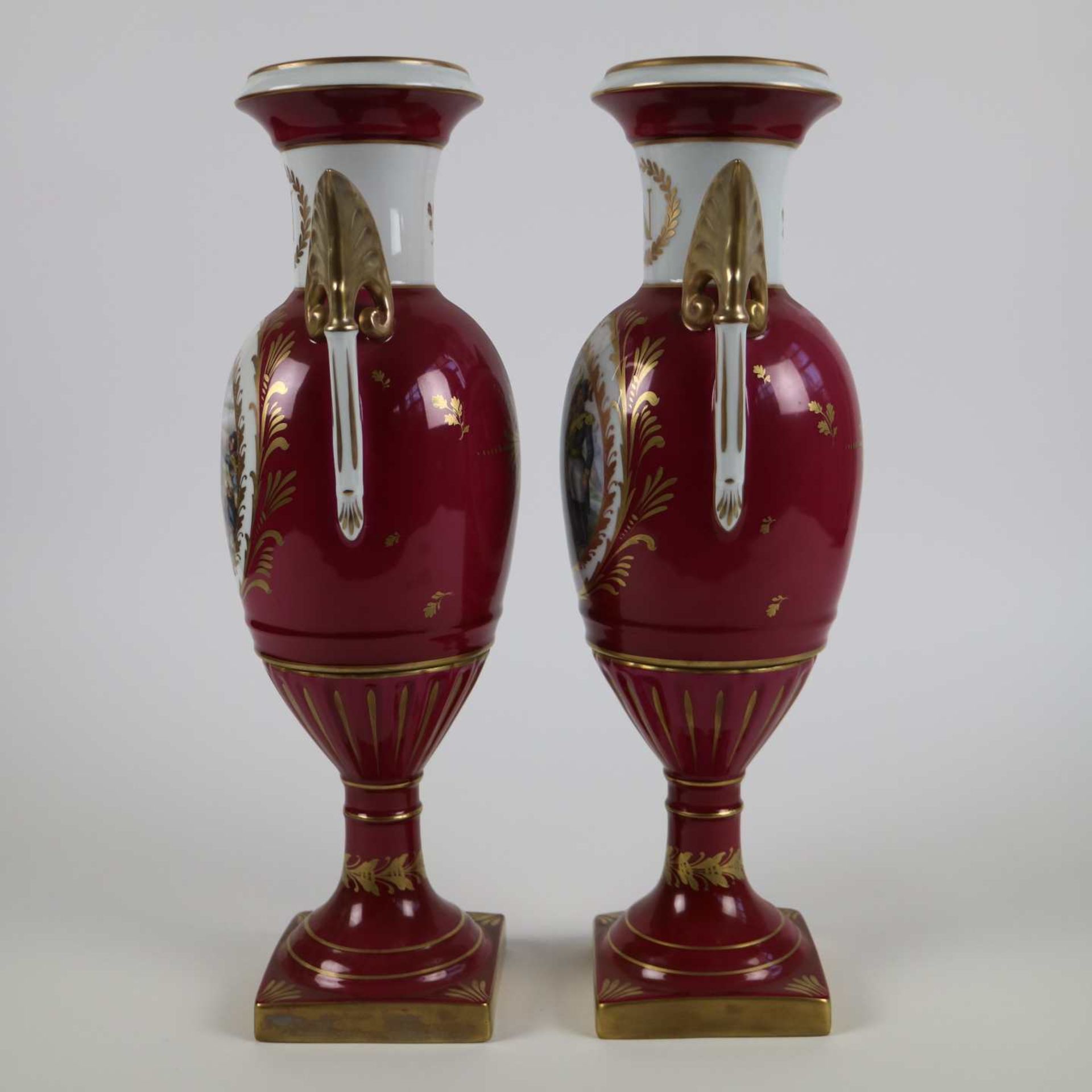 Pair of hand-painted vases, Couleuvre - Bild 2 aus 5