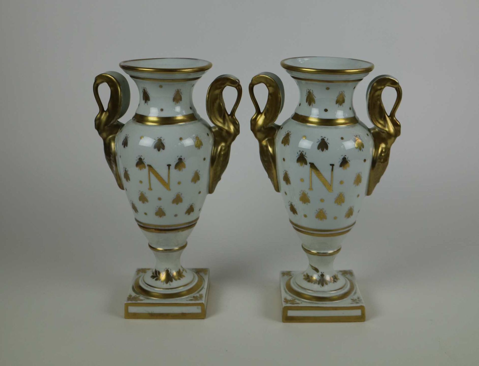 Pair of gilded vases Napoleon - Image 3 of 4