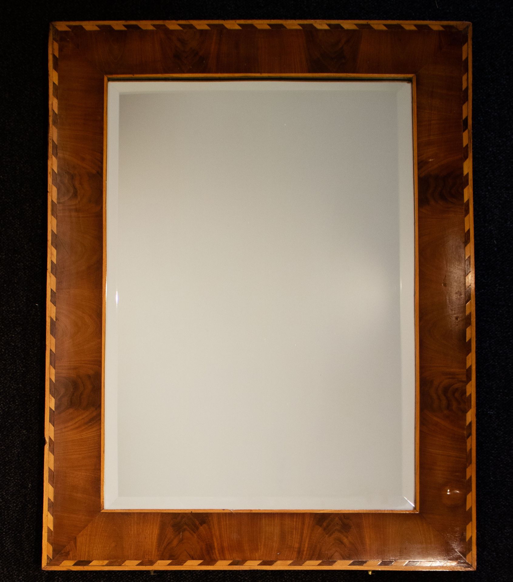 Mirror with cut glass and frame with inlay