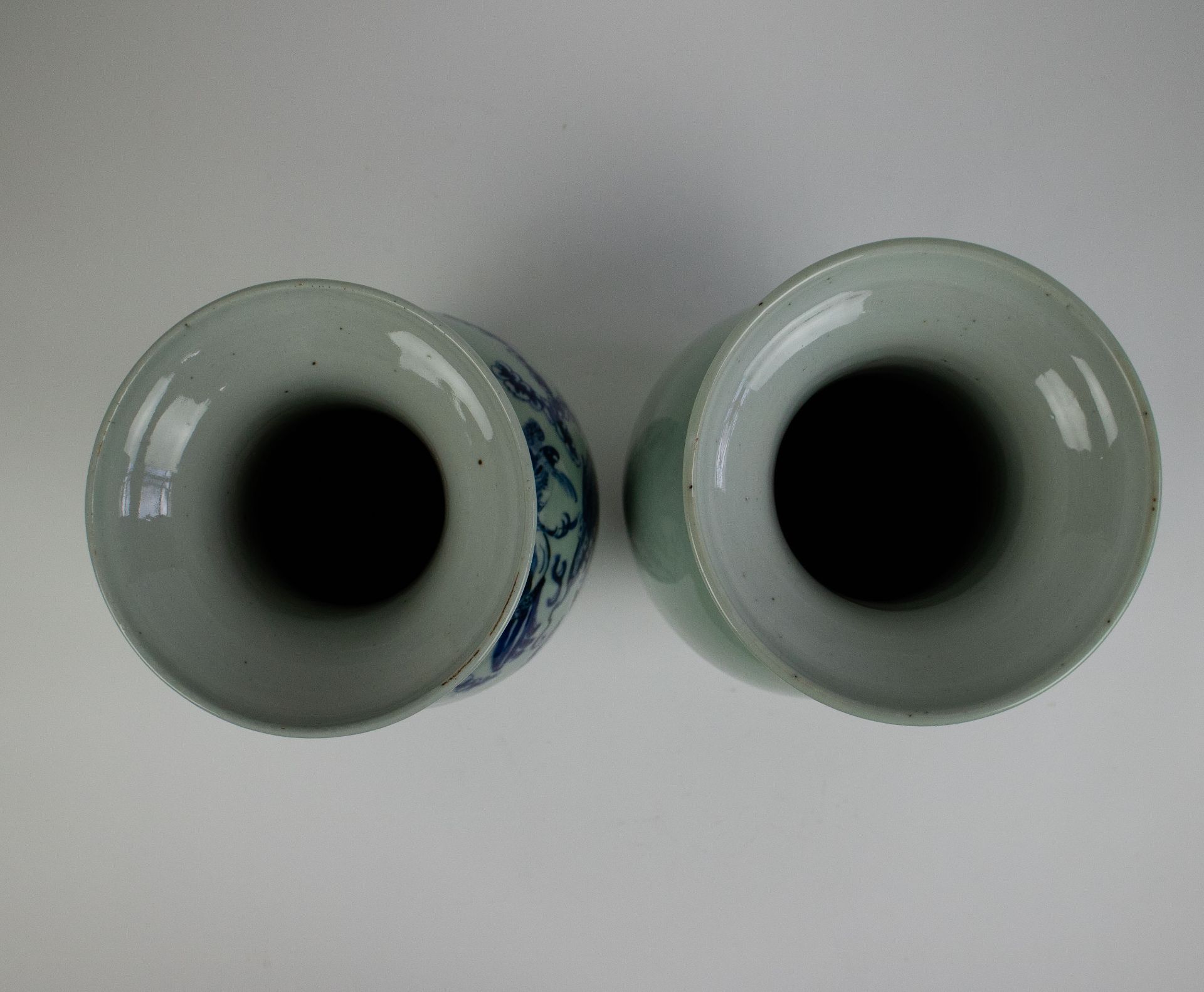 2 Chinese celadon vases - Bild 5 aus 6