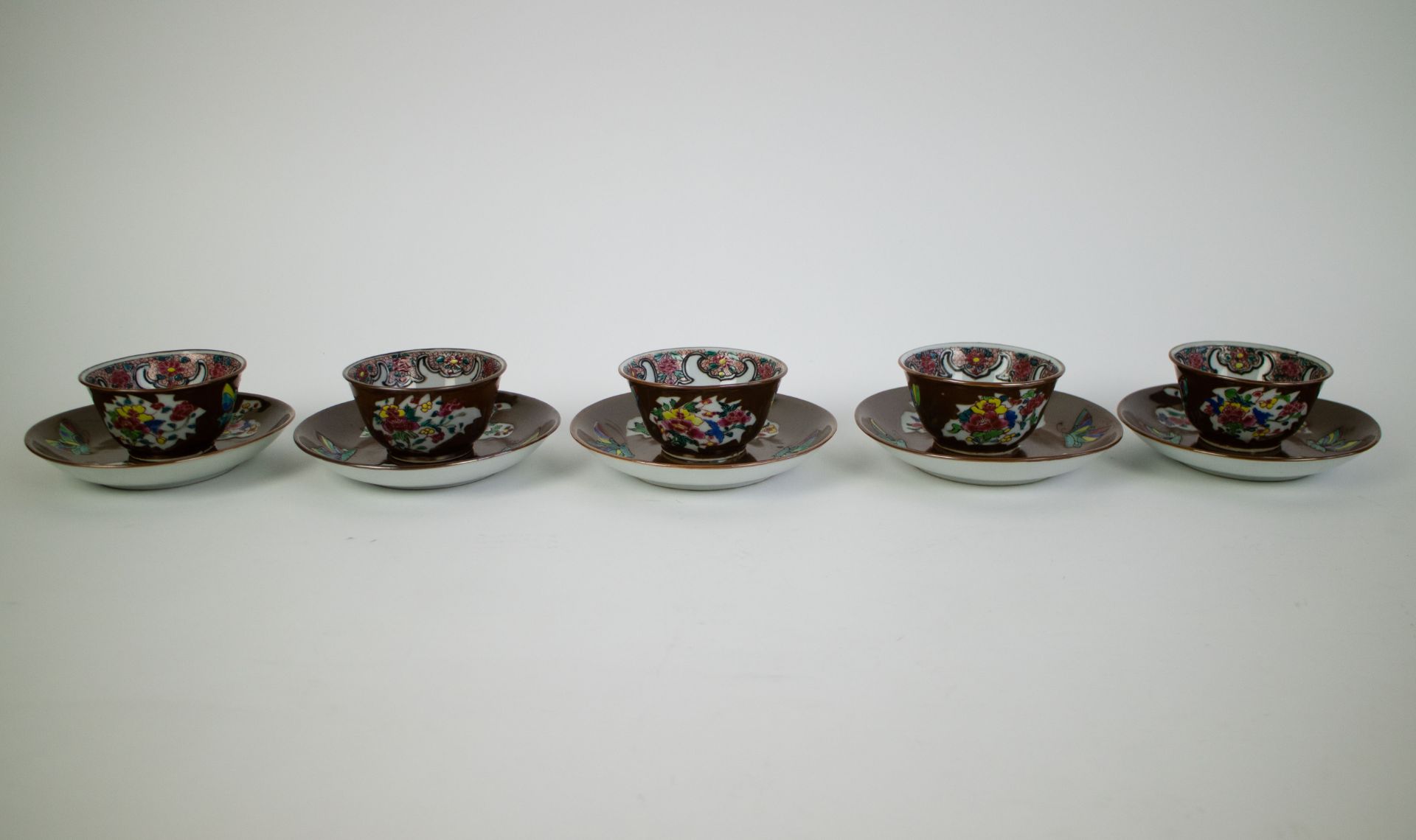 5 Qianlong cup and saucers