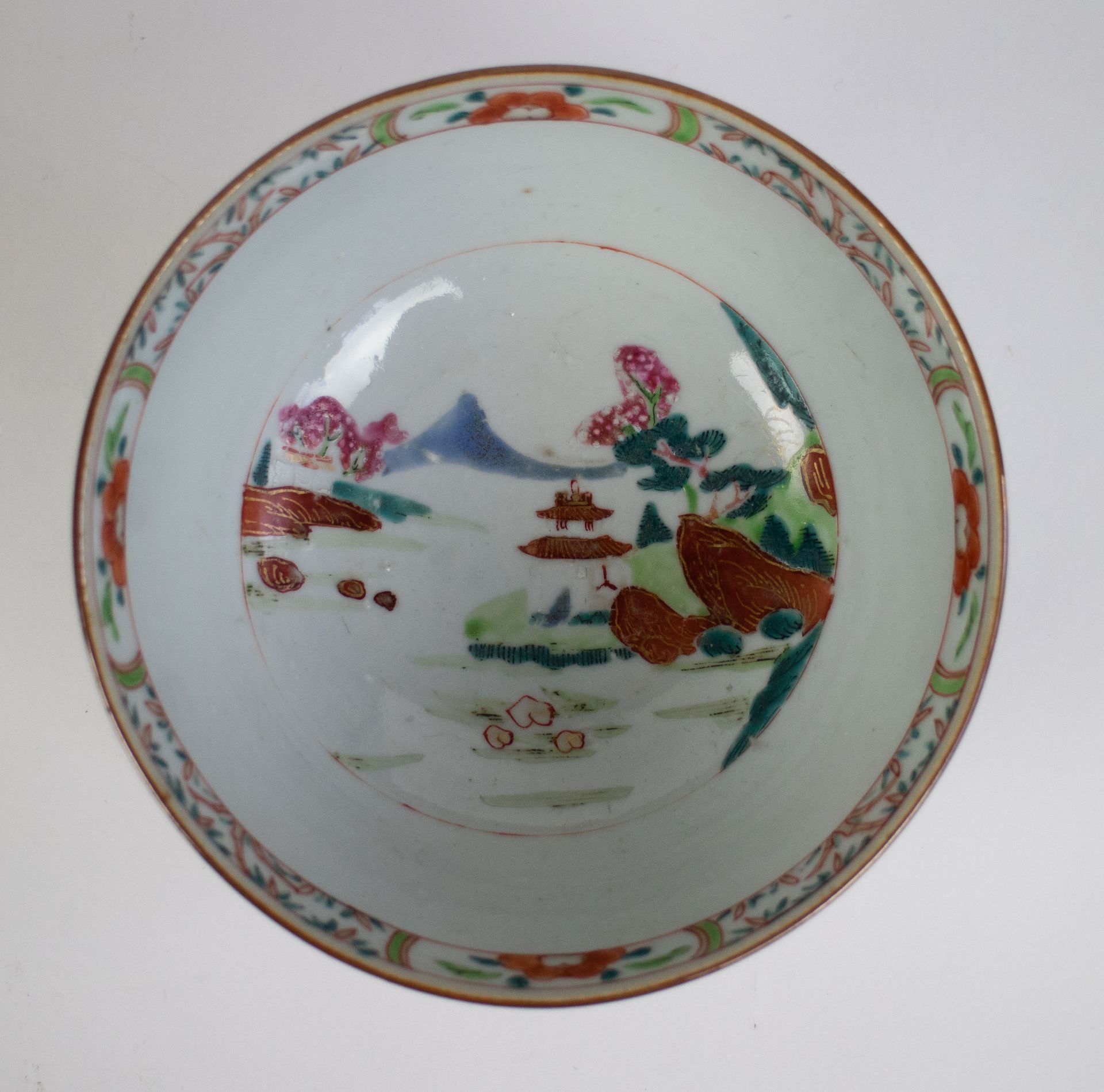 2 Famille rose Qianlong bowls - Bild 3 aus 6