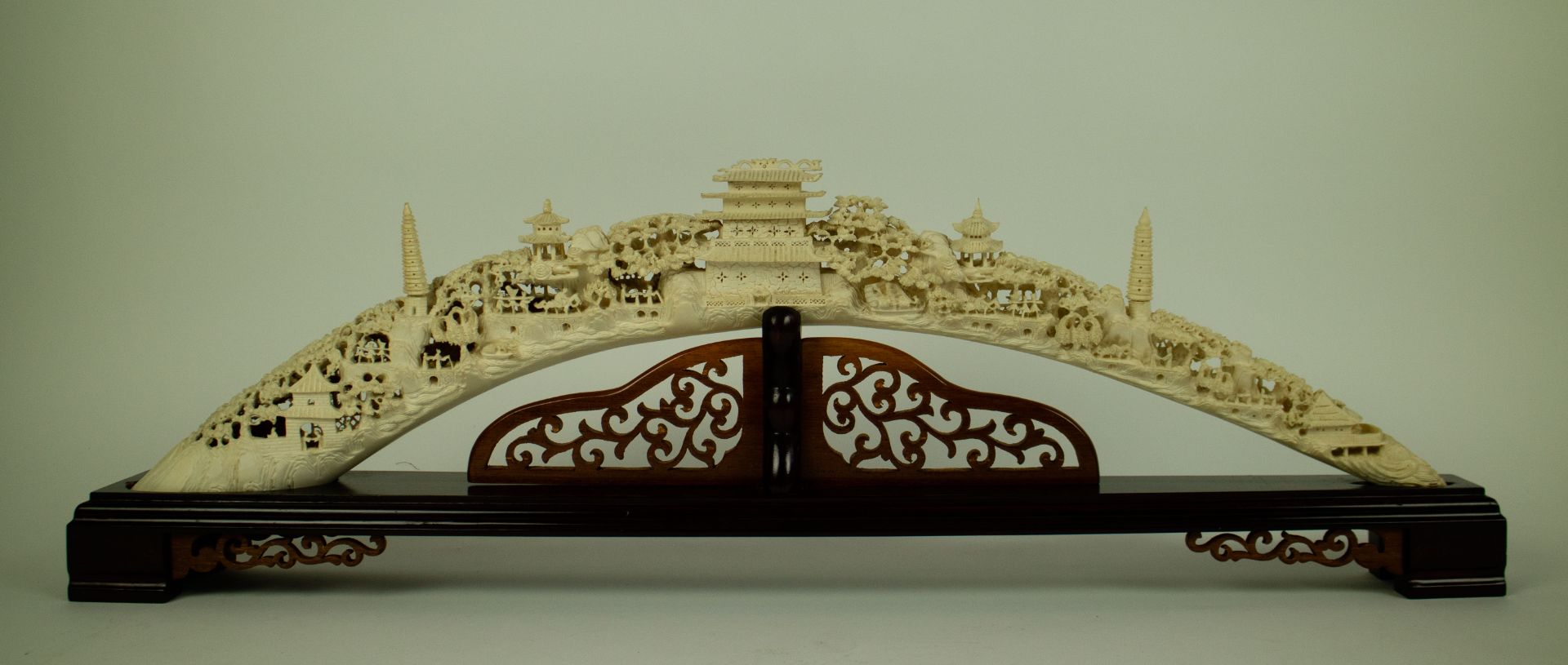 Chinese carved tooth with pagodas - Bild 5 aus 8
