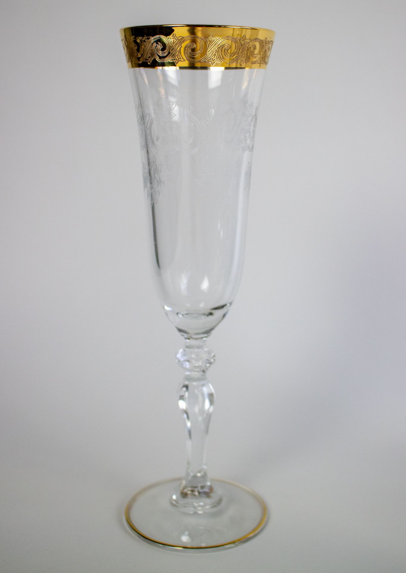 Lot with 5 crystal champagne flutes and 6 coupes. - Image 3 of 3