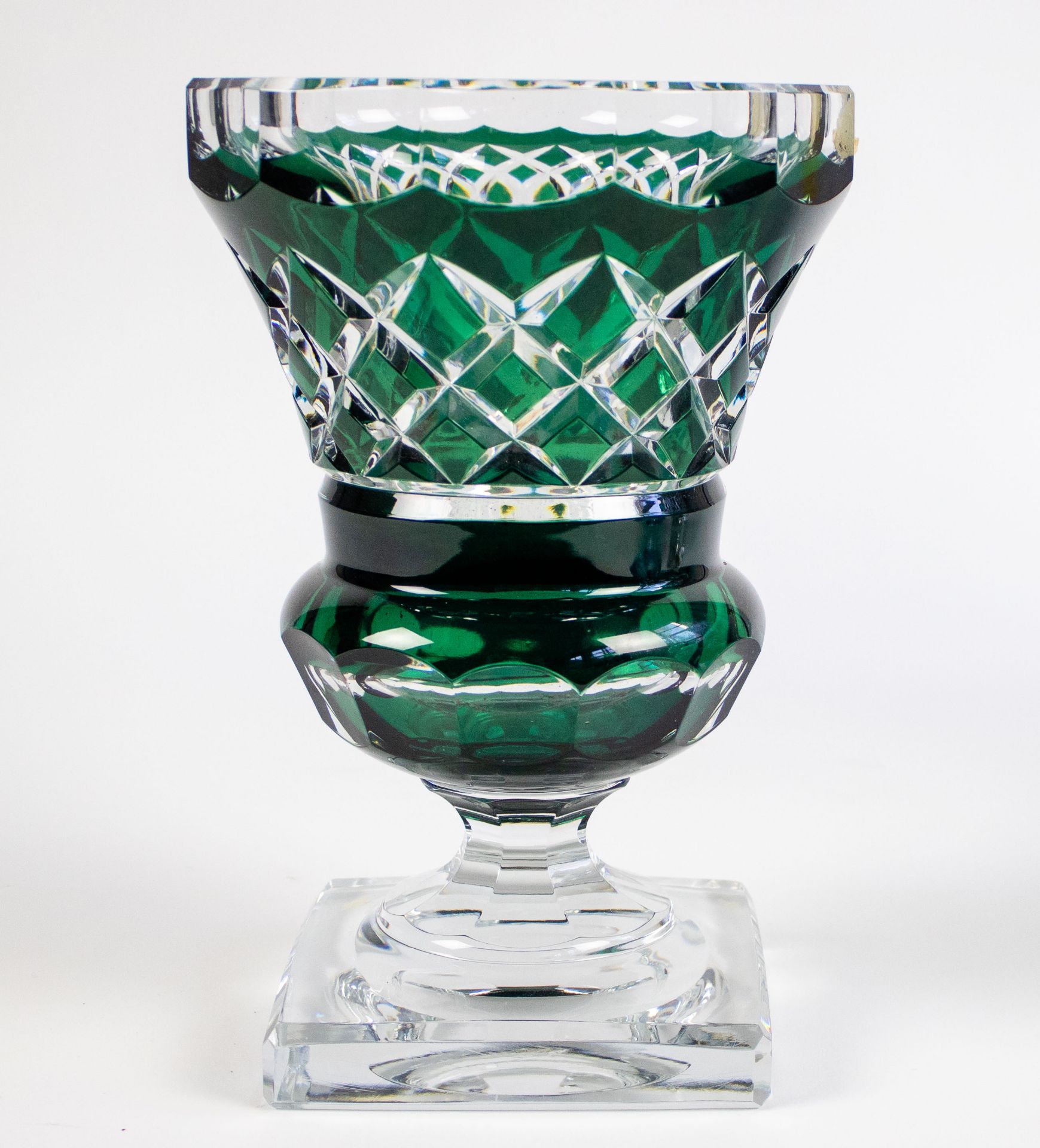 A green Val Saint Lambert vase - Image 2 of 6