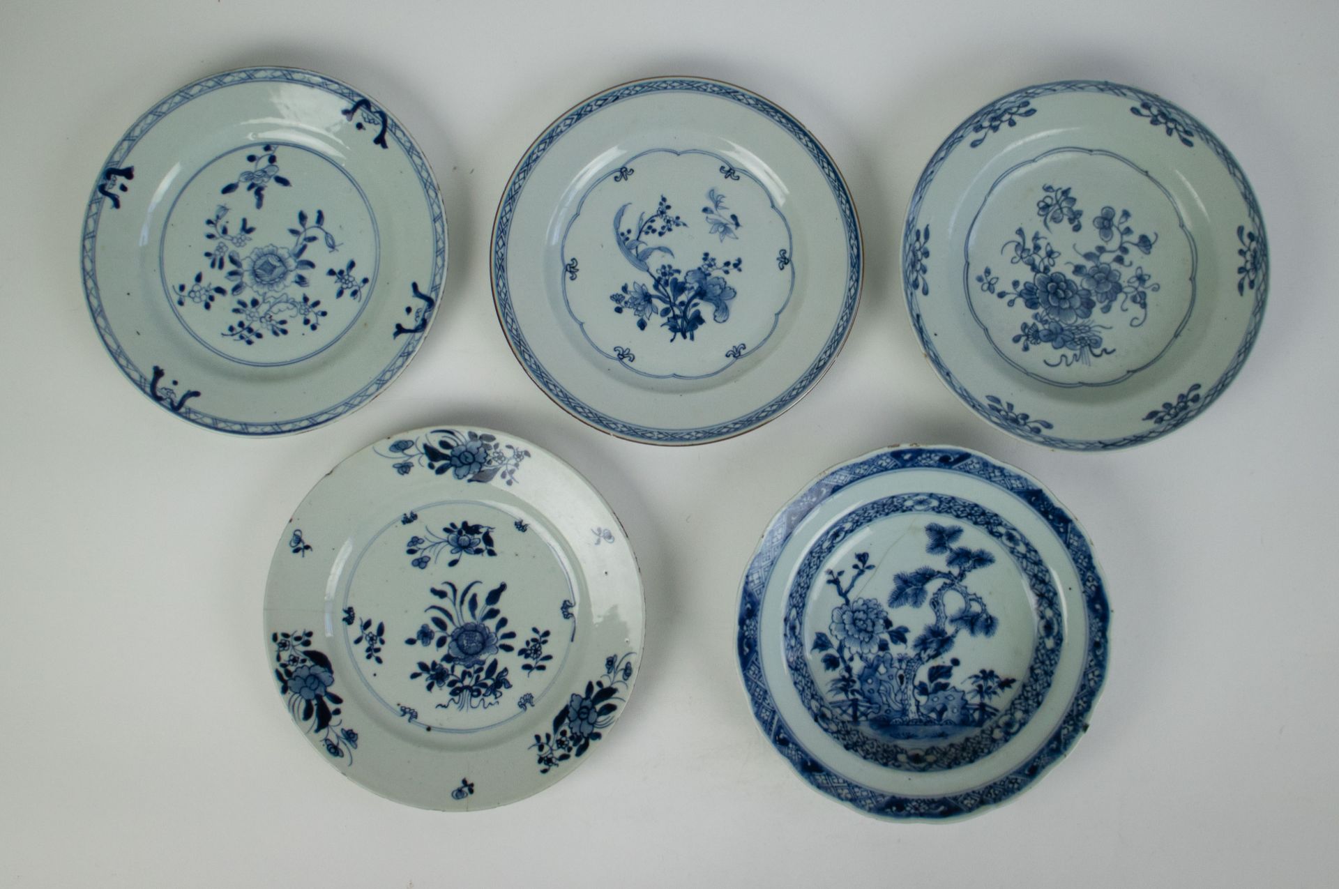 5 blue/white Chinese plates 18thC