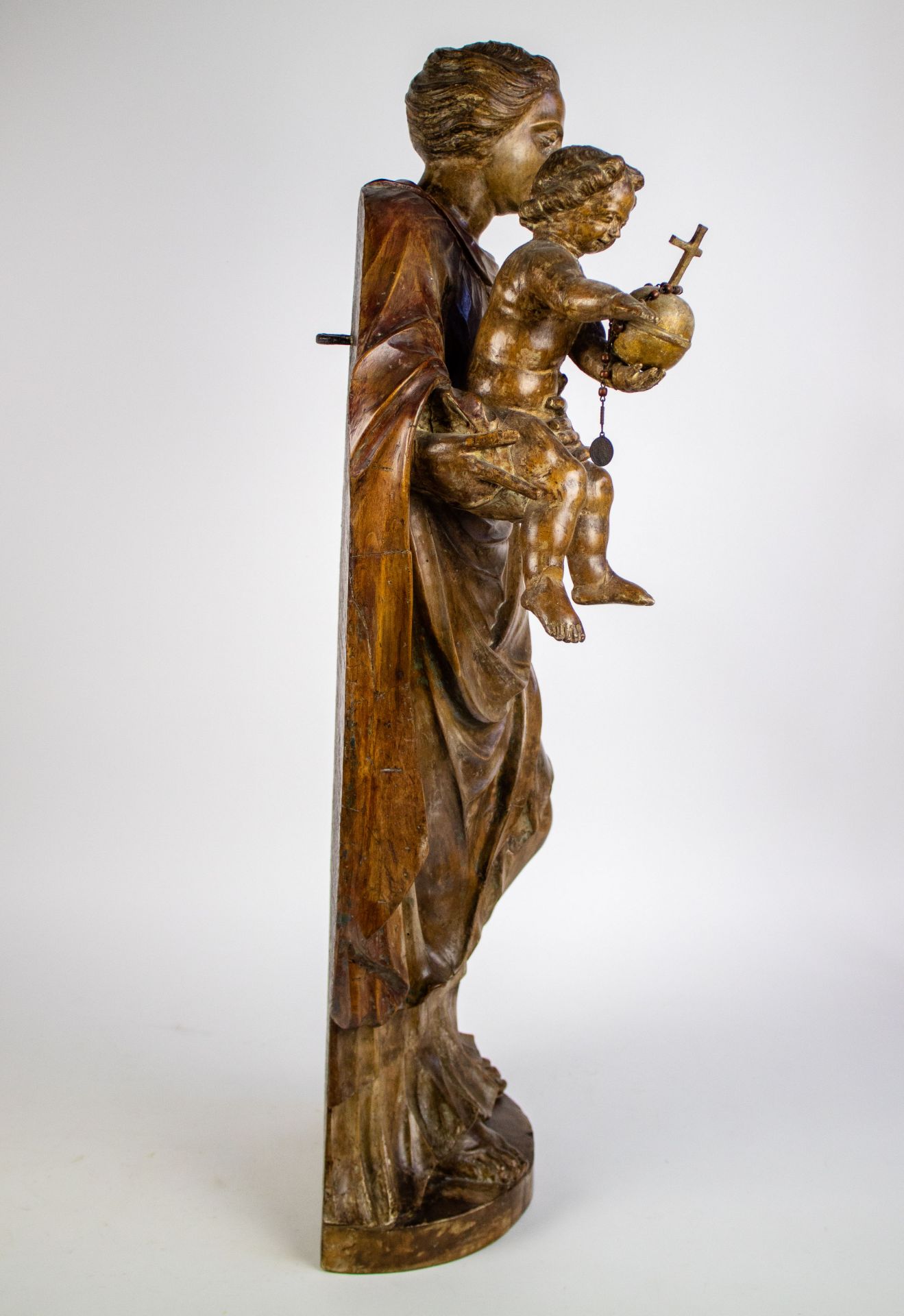 Statue of Virgin Mary carrying Jesus, with globe in his hand - Image 6 of 6