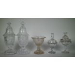Lot with antique glassware