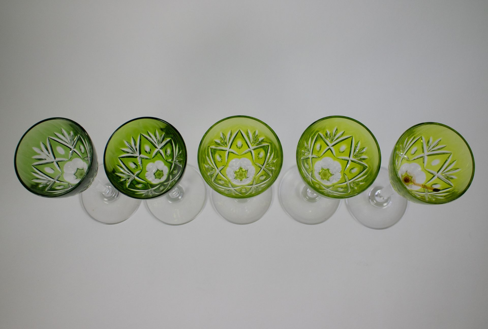 Lot with 5 green crystal Val Saint Lambert wine glasses - Bild 2 aus 2