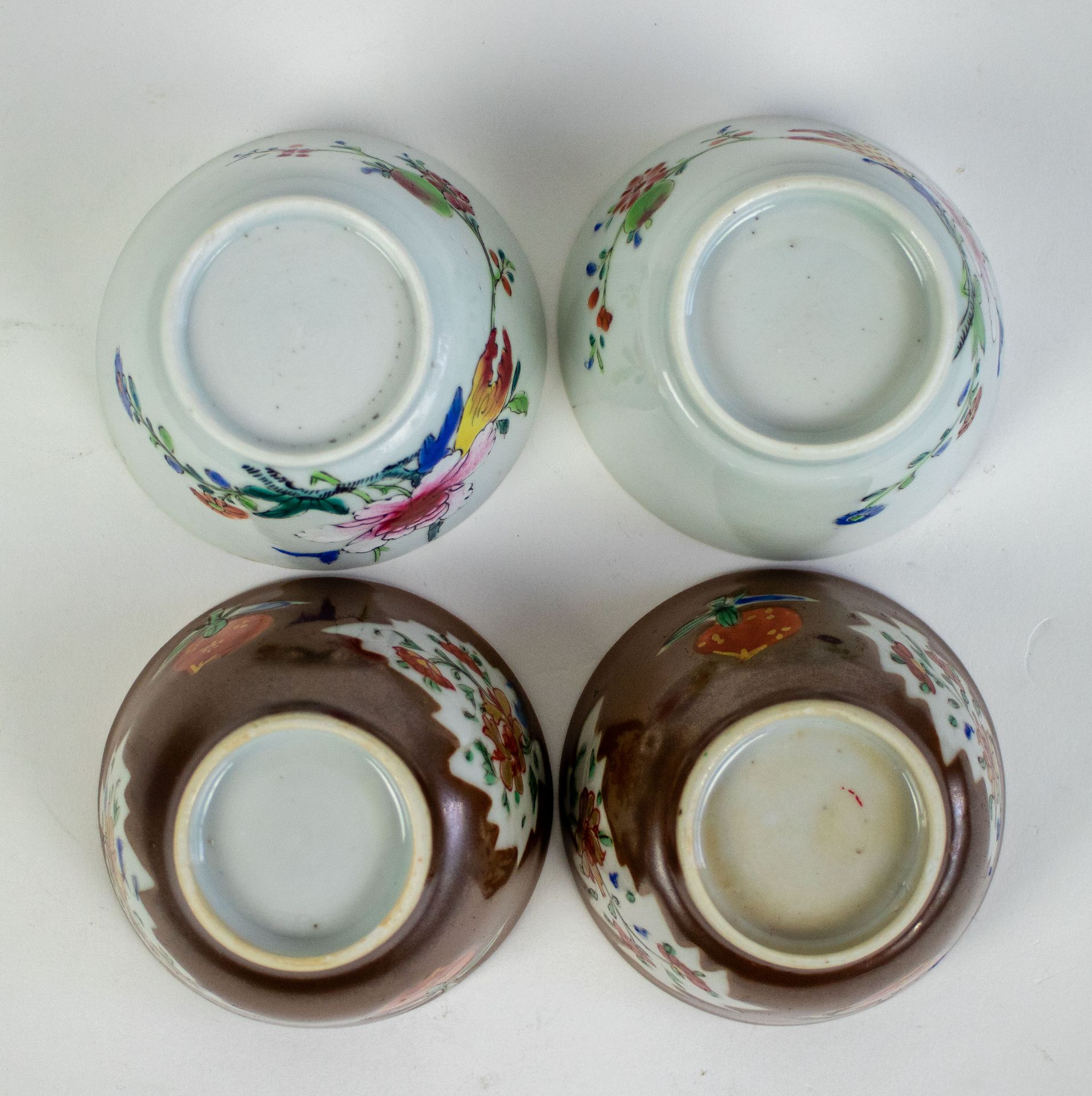 2 pair of fine painted Qianlong cup and saucers - Image 3 of 5