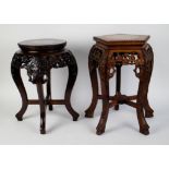 Lot with 2 Chinese pedestals