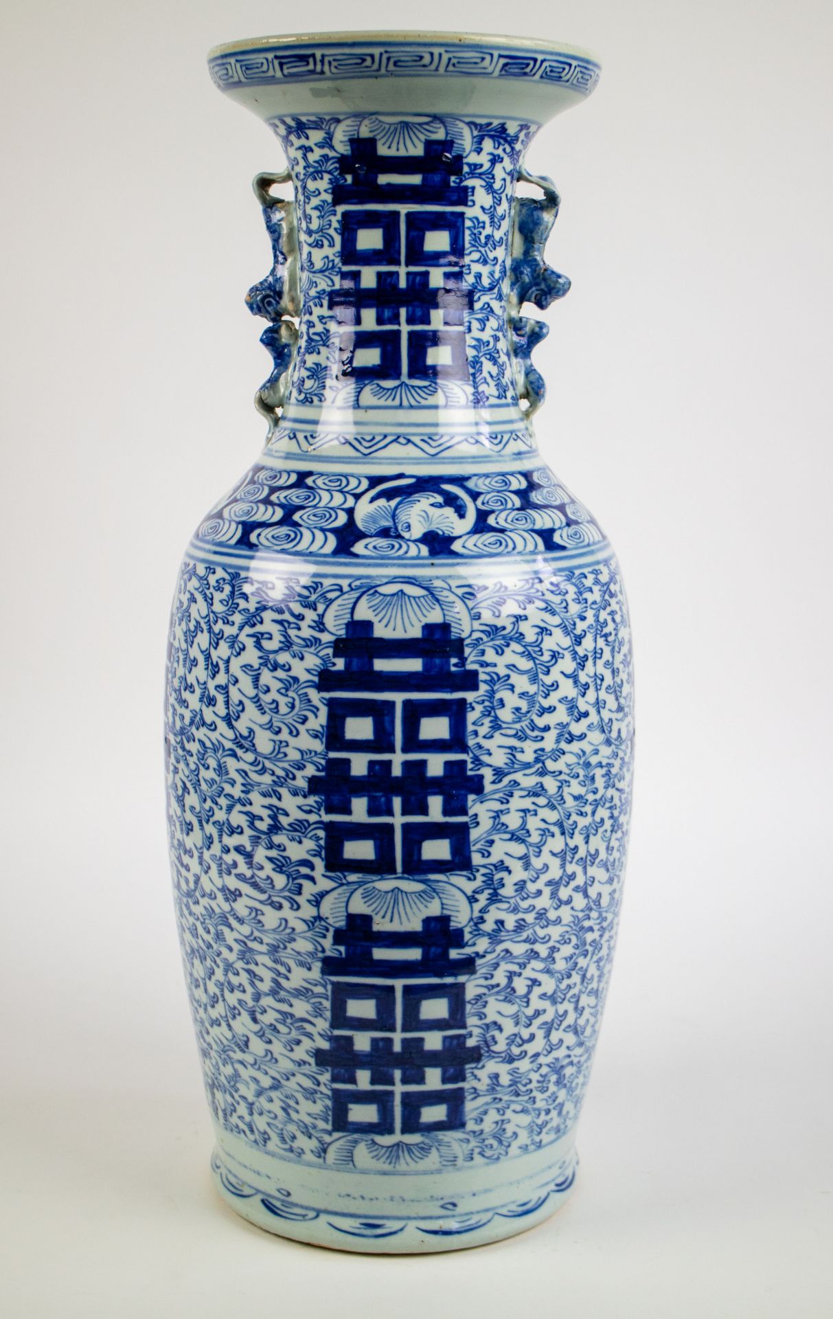 Chinese vase blue/white