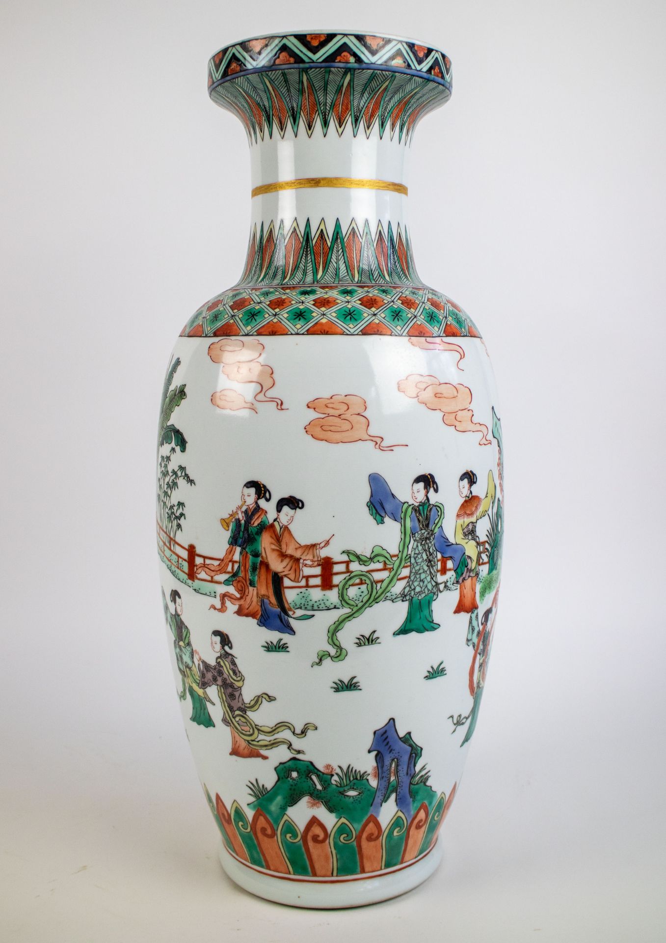 A Chinese vase 20thC - Bild 2 aus 6