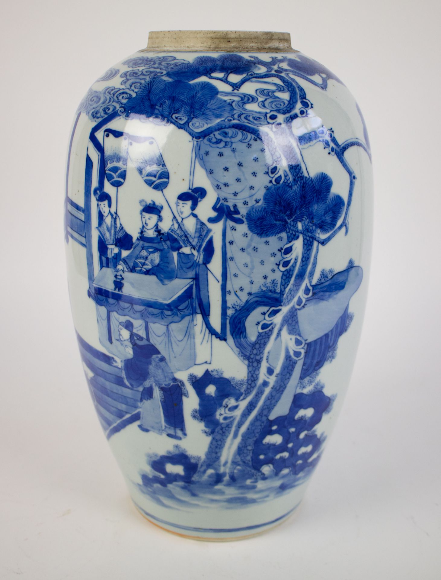 Chinese vase blue/white Kangxi or late 19thC