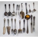 Lot silvered cutlery