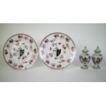 Lot with 2 Samson plates and vases