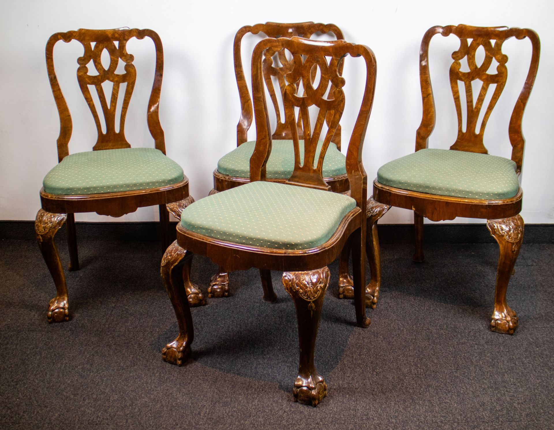 A Chippendale desk with 4 chairs ca 1920 - Bild 4 aus 4