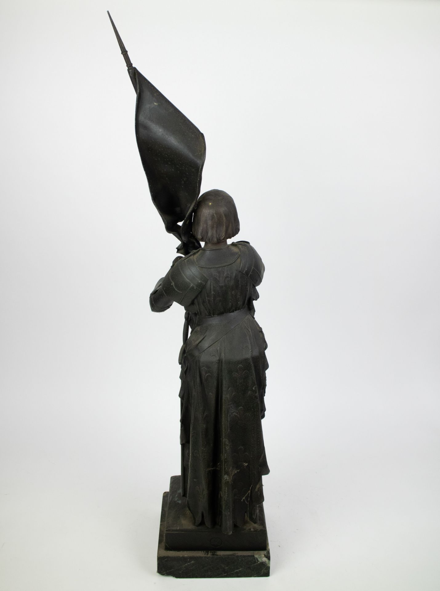 Jeanne D'Arc with flag - Bild 3 aus 5