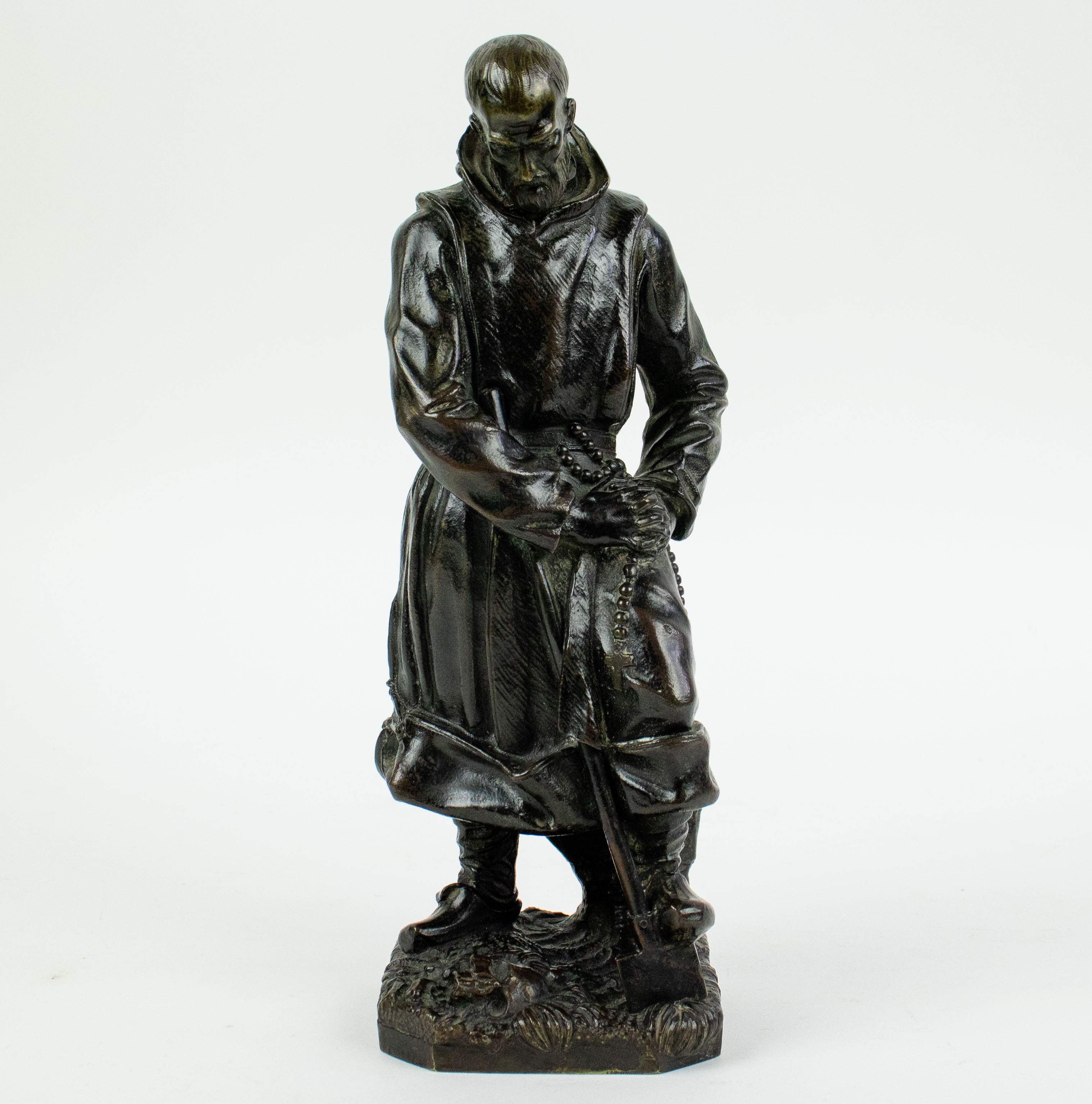 Bronze pilgrim Beaugrand