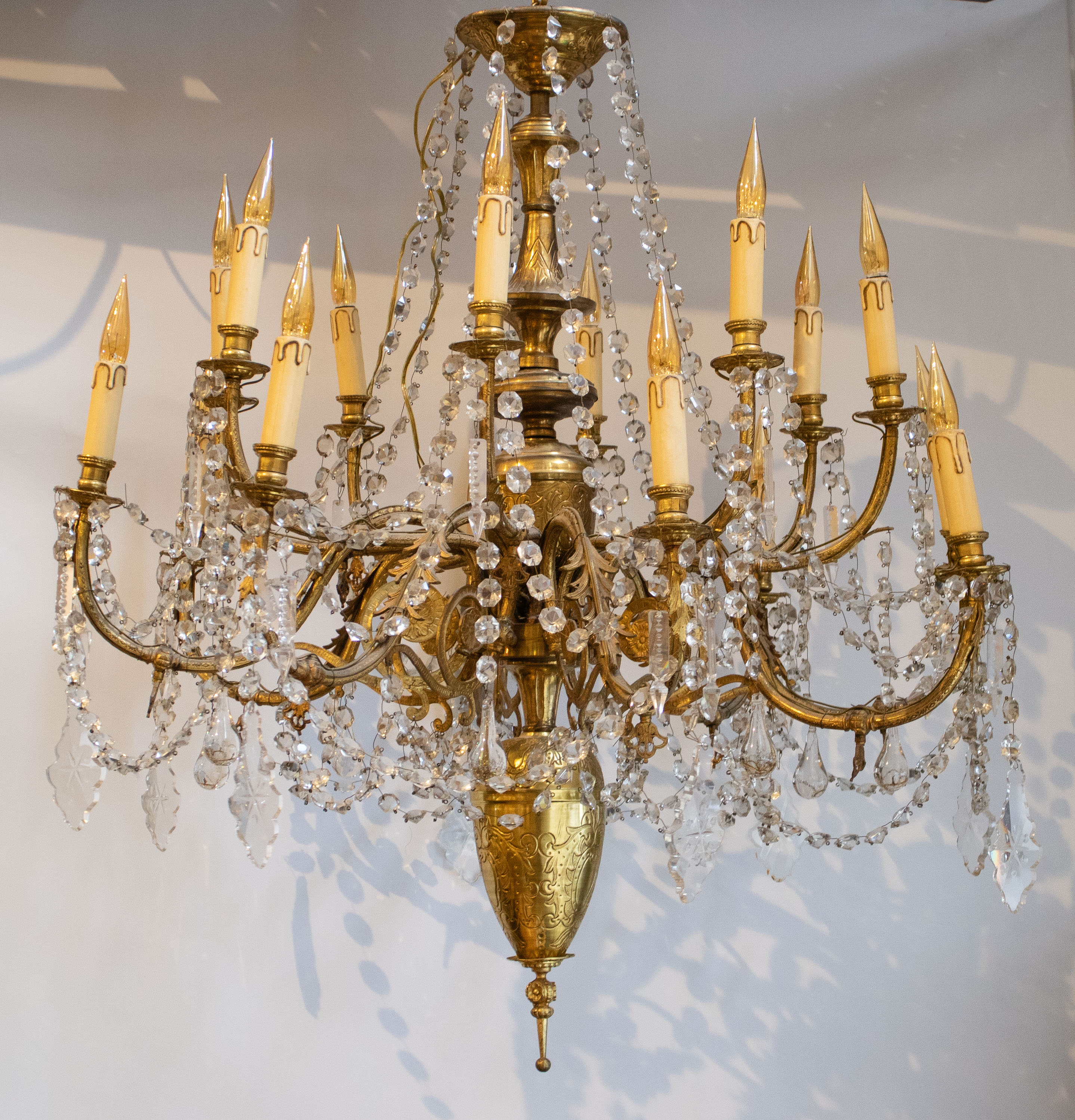 Copper chandelier with girlandes 19th C.