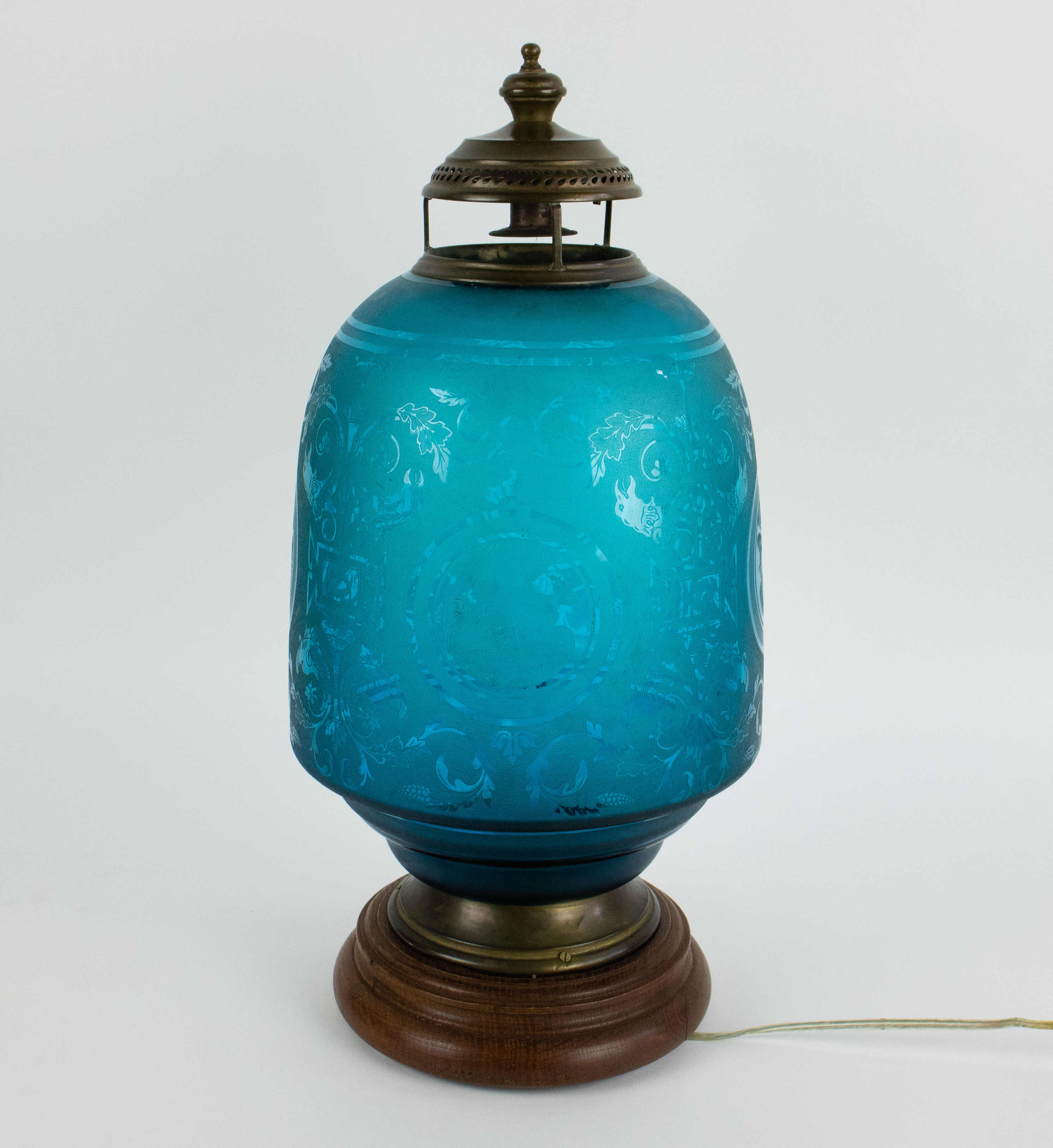 Engraved blue glass lantern Baccarat - Image 3 of 3
