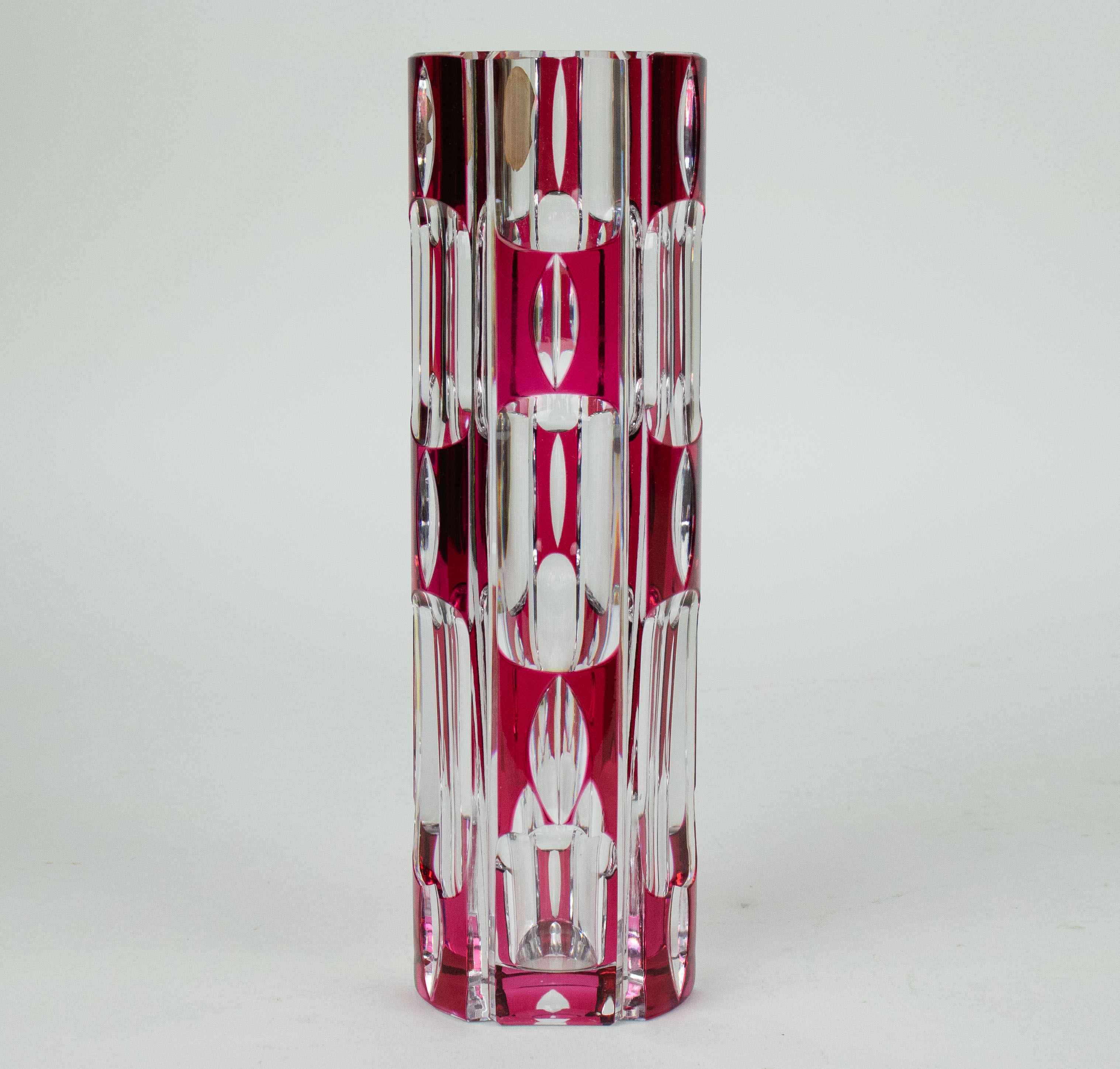 A red crystal Val Saint Lambert vase - Image 2 of 5