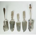 A collection of 4 silver cake servers + 1 silvered