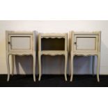 Lot with 3 side tables
